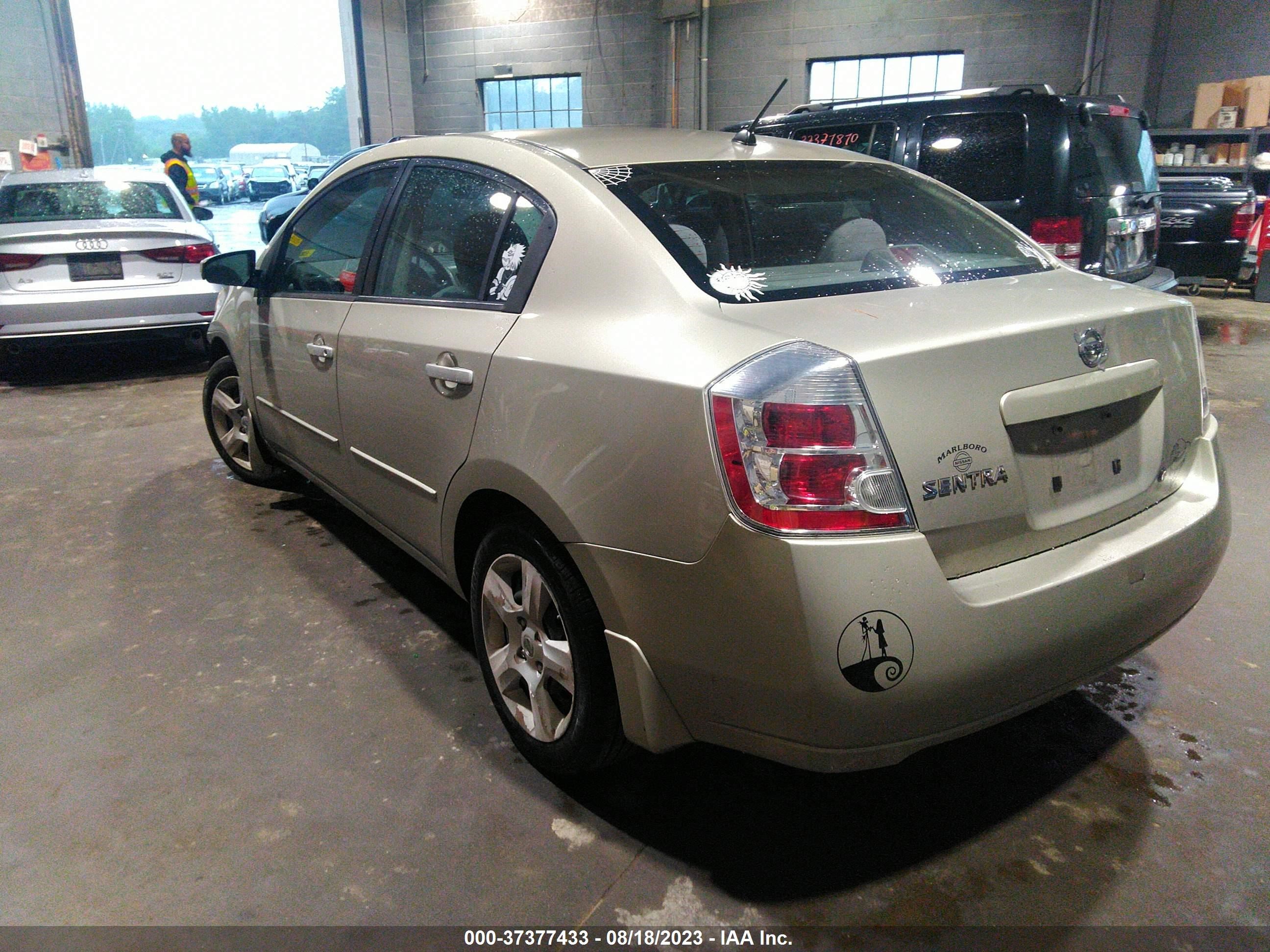 Photo 2 VIN: 3N1AB61E88L749299 - NISSAN SENTRA 