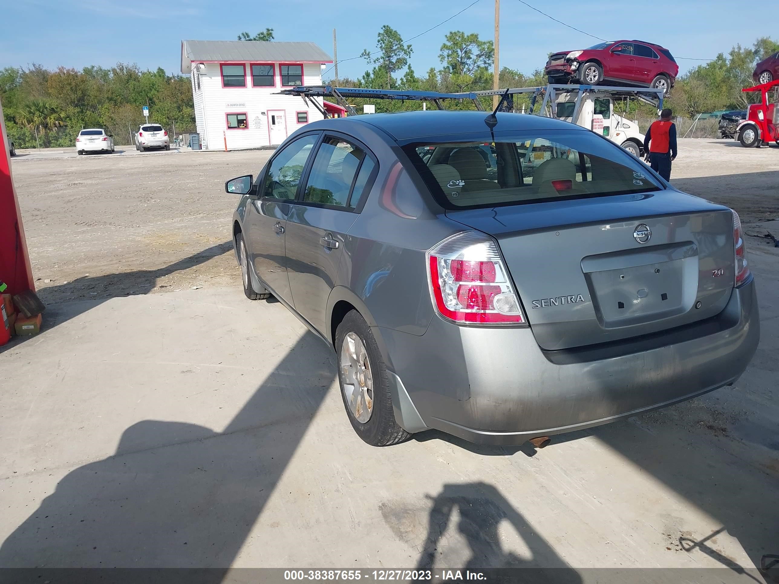 Photo 2 VIN: 3N1AB61E97L648884 - NISSAN SENTRA 