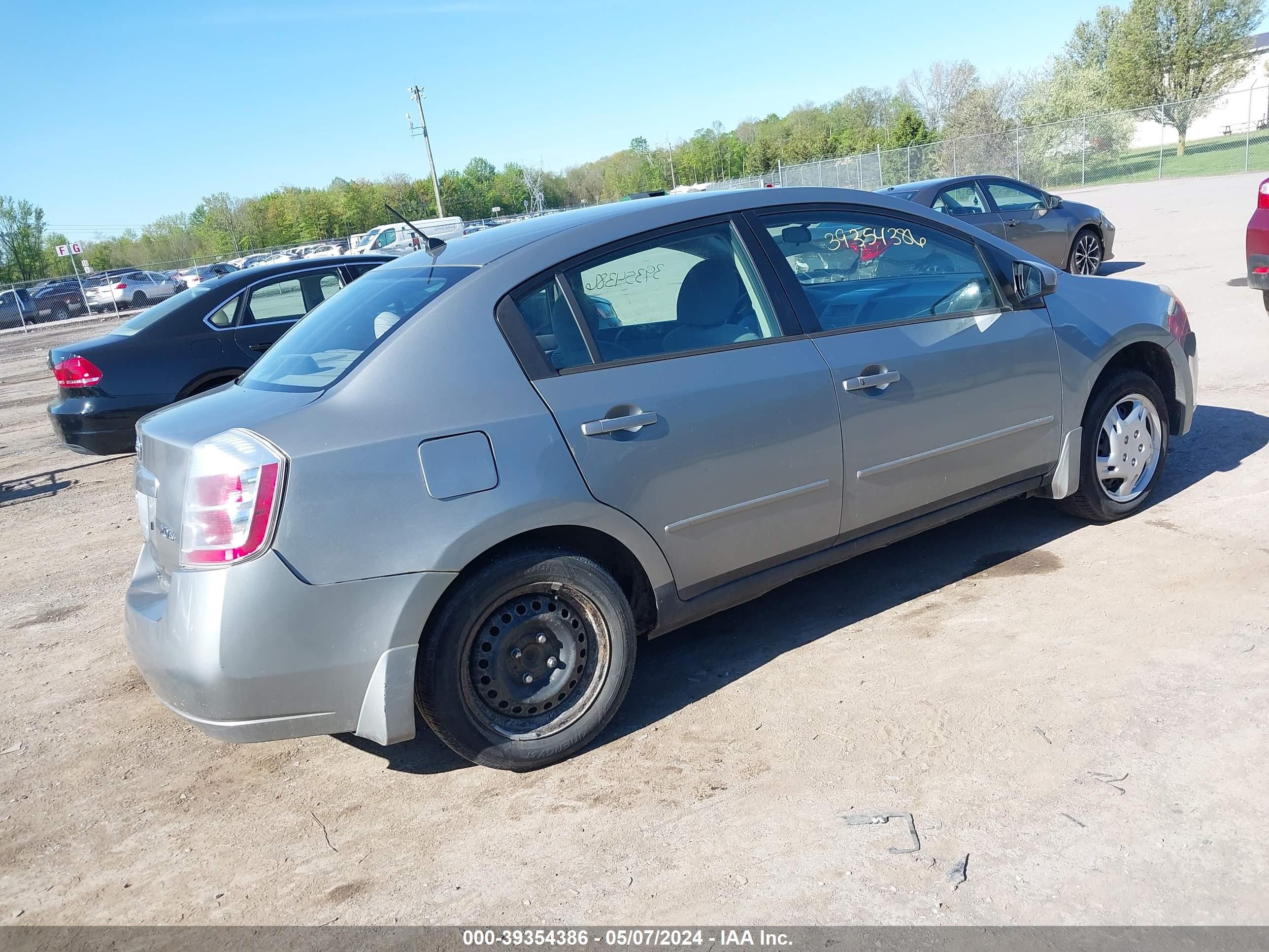 Photo 3 VIN: 3N1AB61E97L699513 - NISSAN SENTRA 