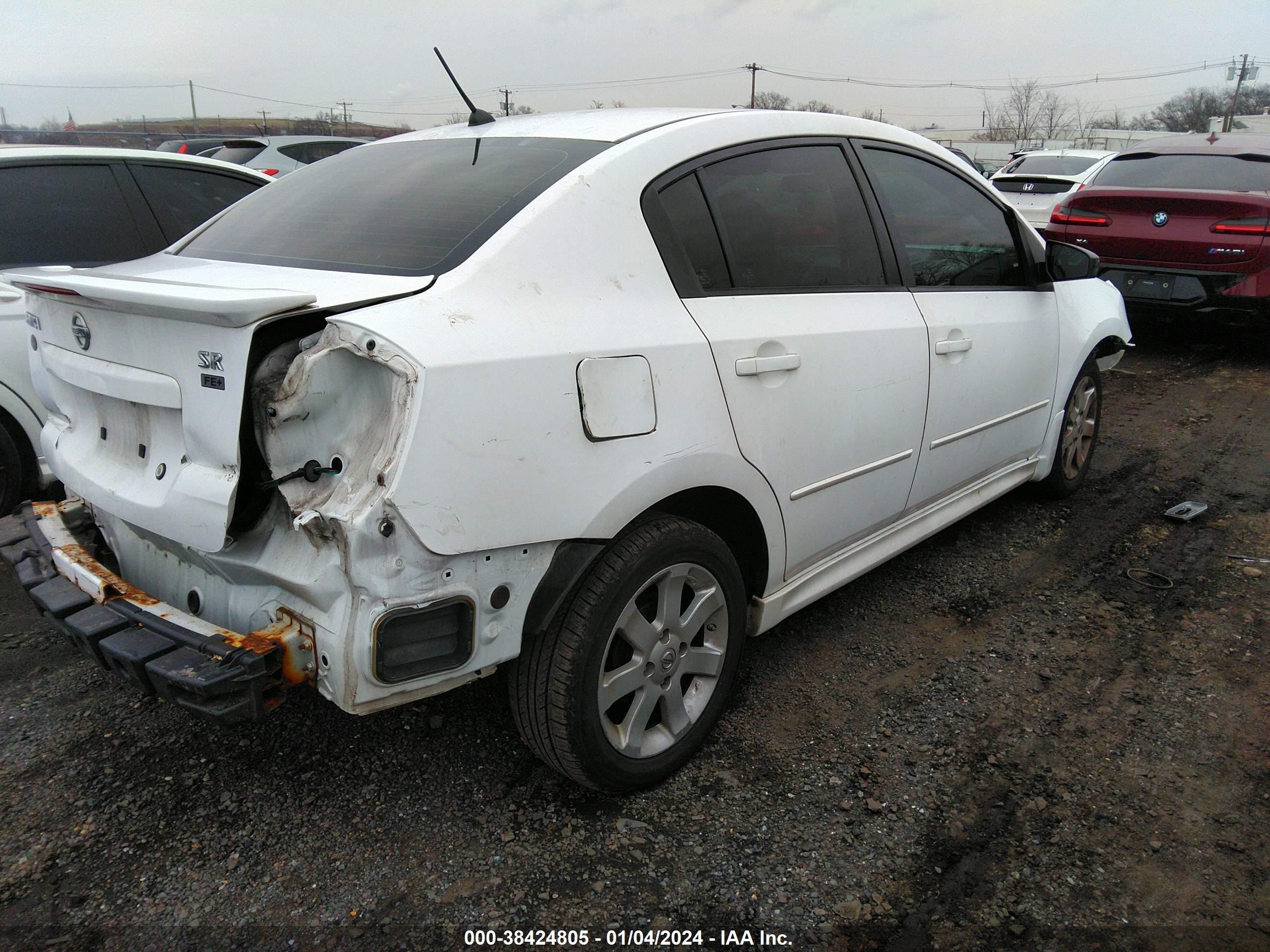 Photo 3 VIN: 3N1AB61E99L668071 - NISSAN SENTRA 