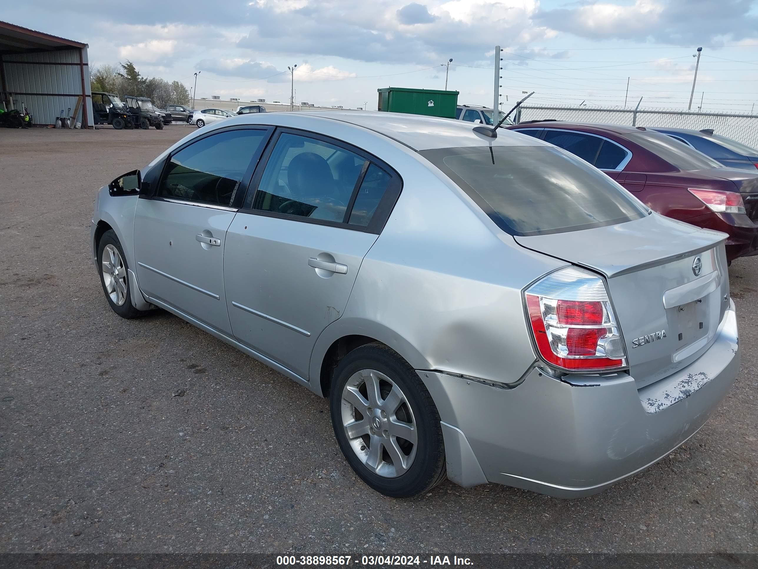 Photo 2 VIN: 3N1AB61EX8L641461 - NISSAN SENTRA 