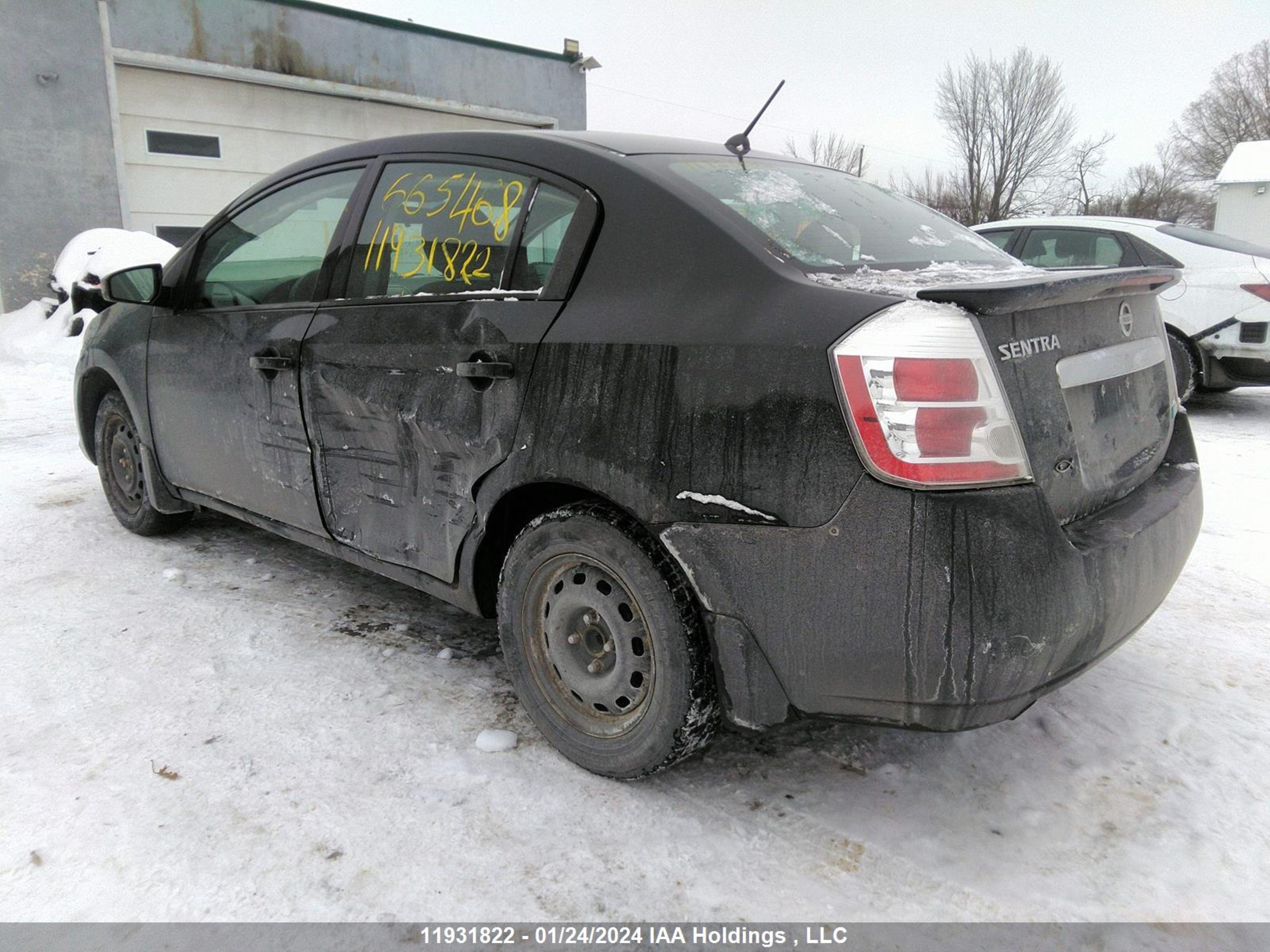 Photo 2 VIN: 3N1AB6AP0BL665468 - NISSAN SENTRA 