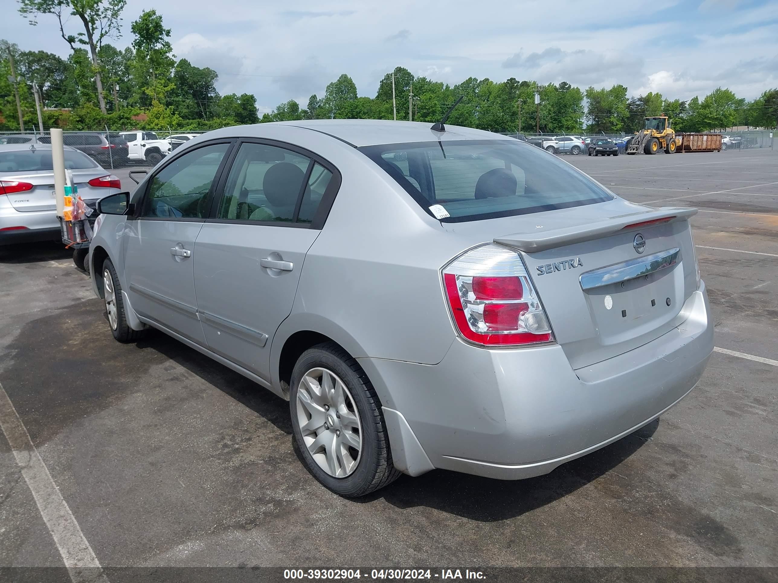 Photo 2 VIN: 3N1AB6AP1BL605439 - NISSAN SENTRA 