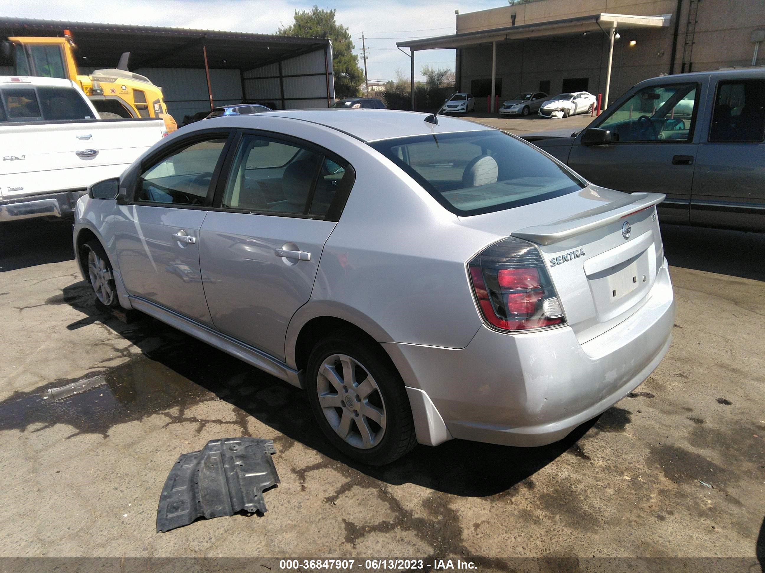 Photo 2 VIN: 3N1AB6AP1CL699467 - NISSAN SENTRA 