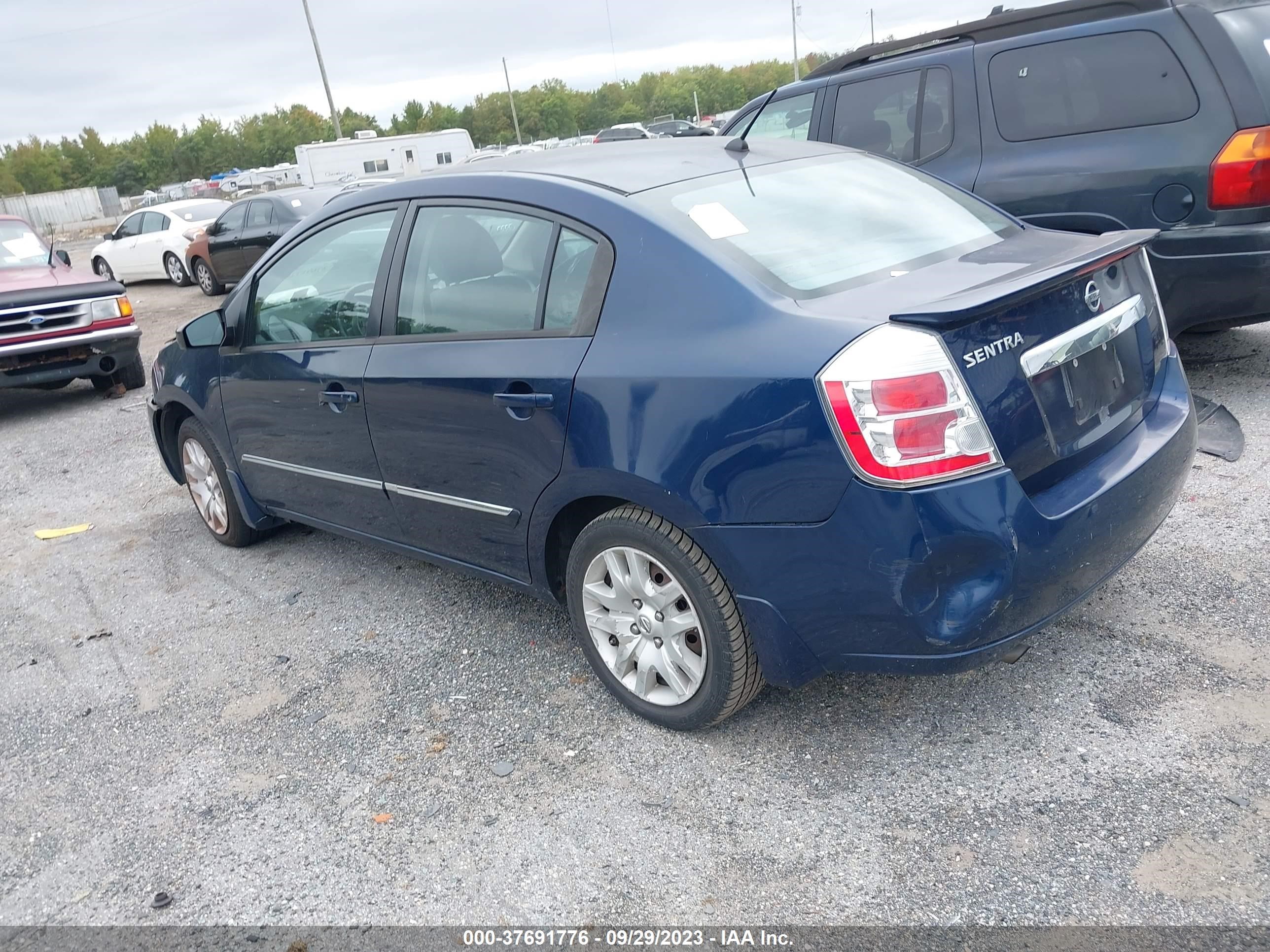 Photo 2 VIN: 3N1AB6AP2BL676794 - NISSAN SENTRA 