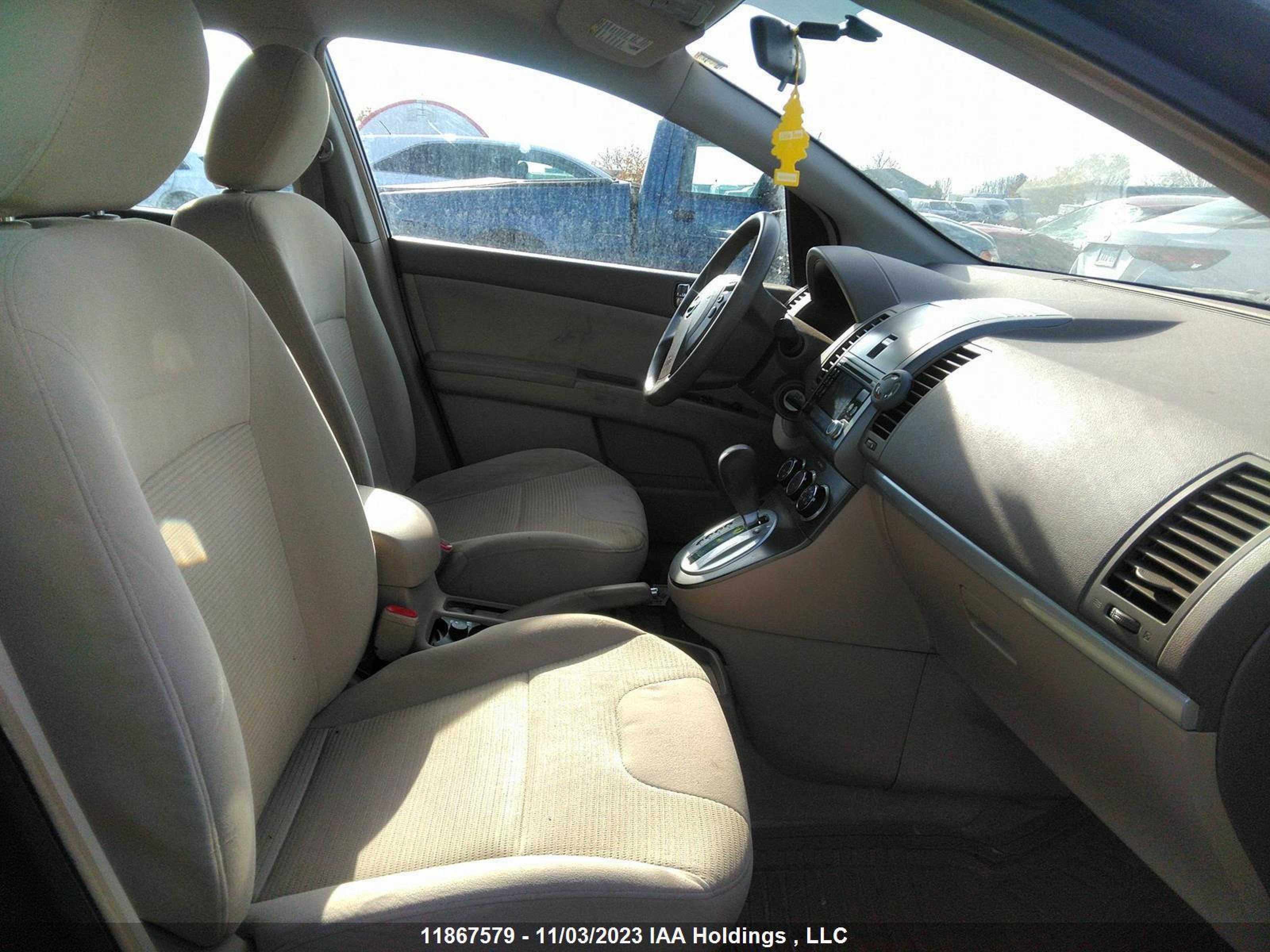 Photo 4 VIN: 3N1AB6AP3AL679847 - NISSAN SENTRA 