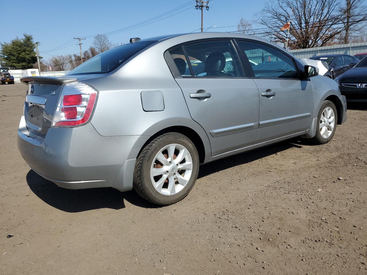 Photo 2 VIN: 3N1AB6AP3BL628219 - NISSAN SENTRA 