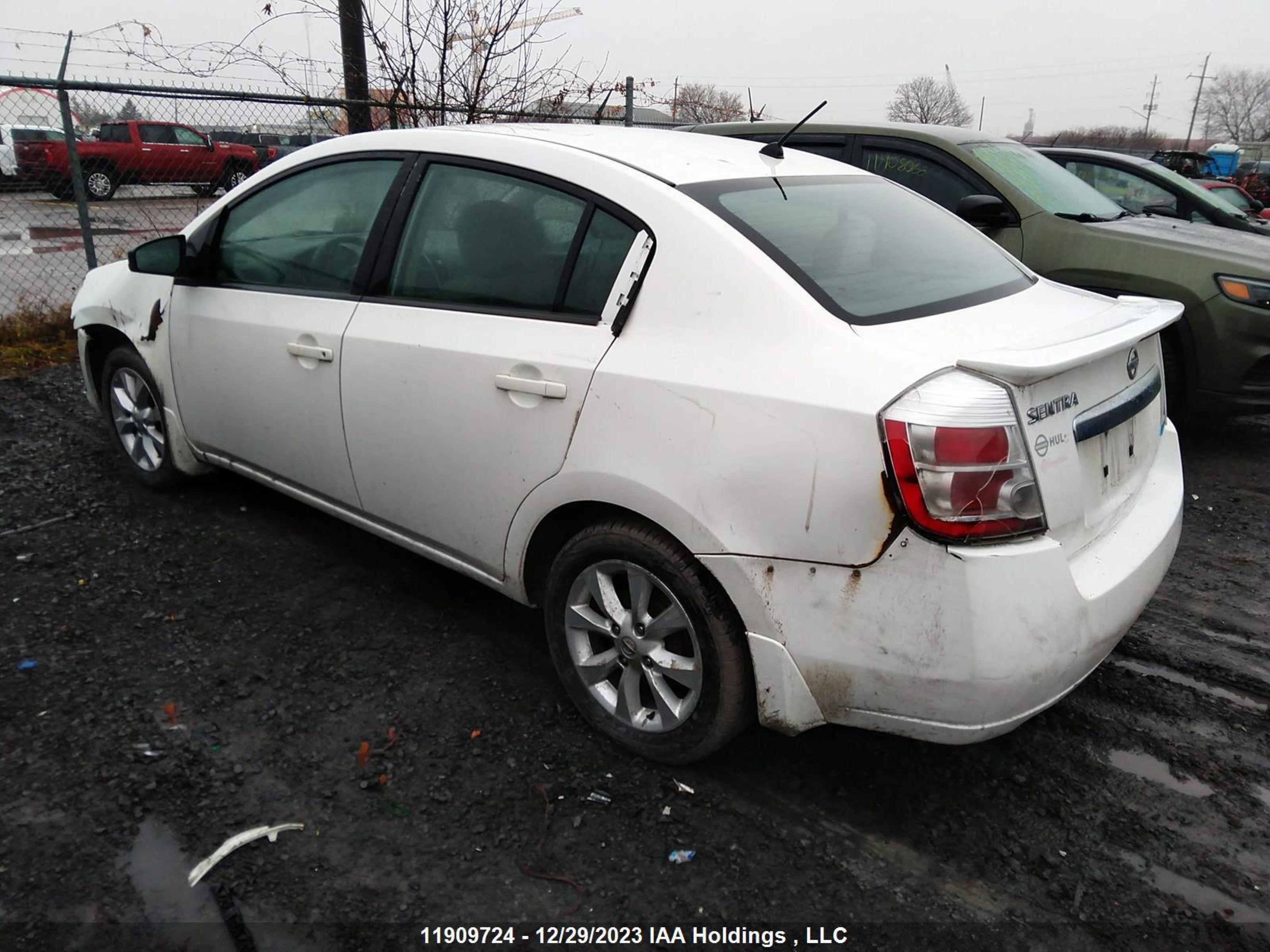 Photo 2 VIN: 3N1AB6AP3BL701217 - NISSAN SENTRA 