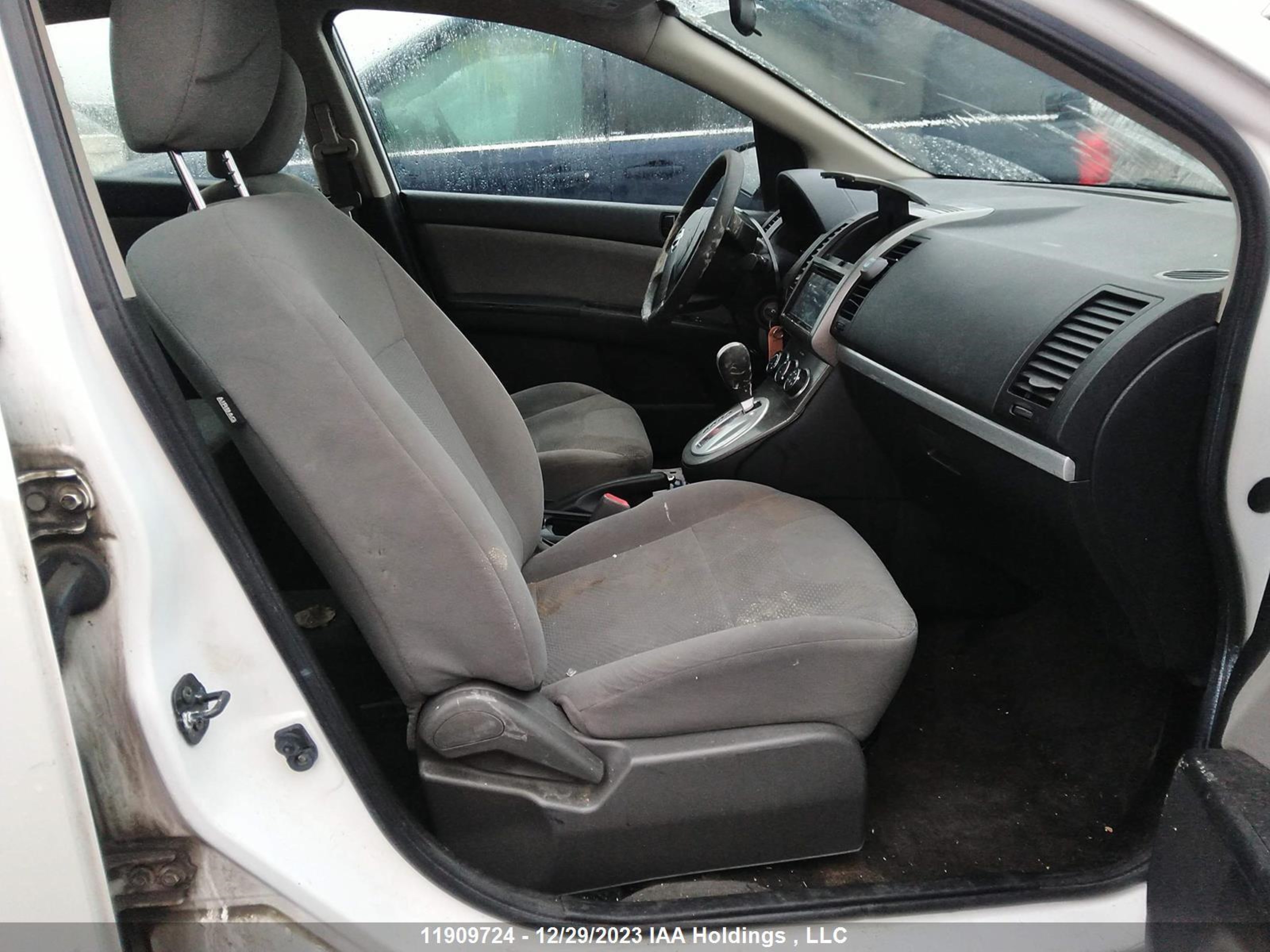 Photo 4 VIN: 3N1AB6AP3BL701217 - NISSAN SENTRA 