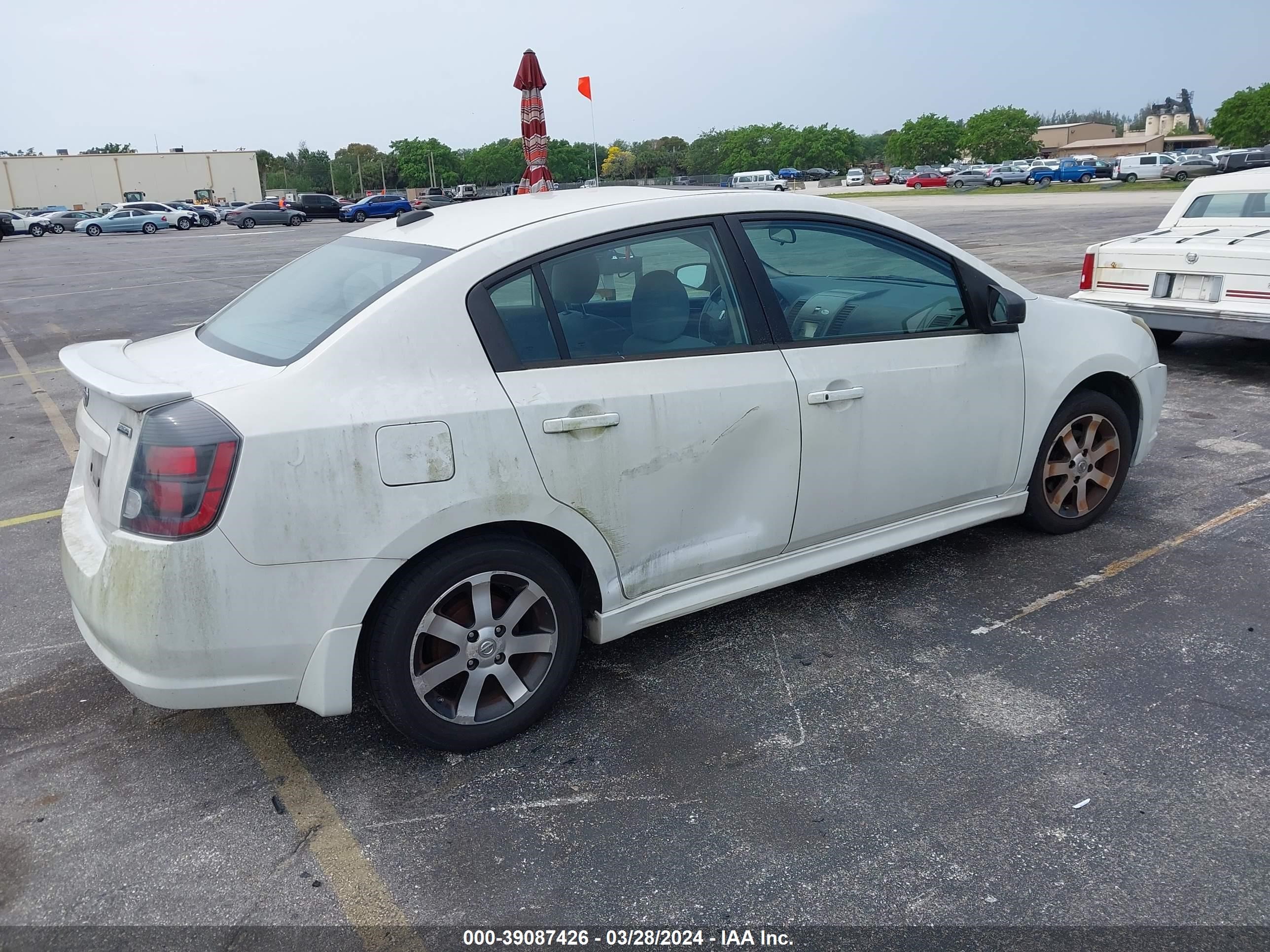 Photo 3 VIN: 3N1AB6AP3CL715989 - NISSAN SENTRA 