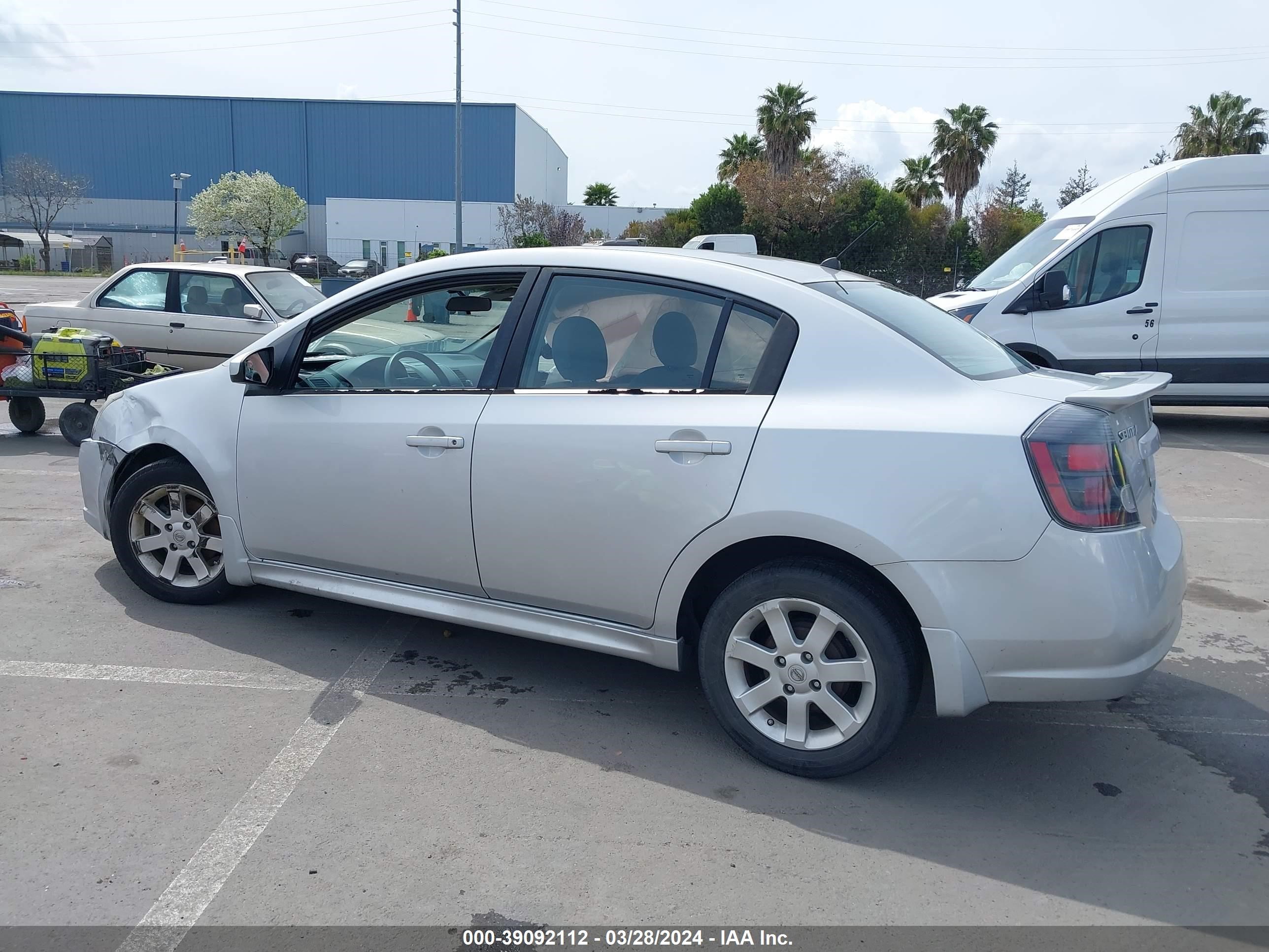 Photo 2 VIN: 3N1AB6AP3CL718990 - NISSAN SENTRA 