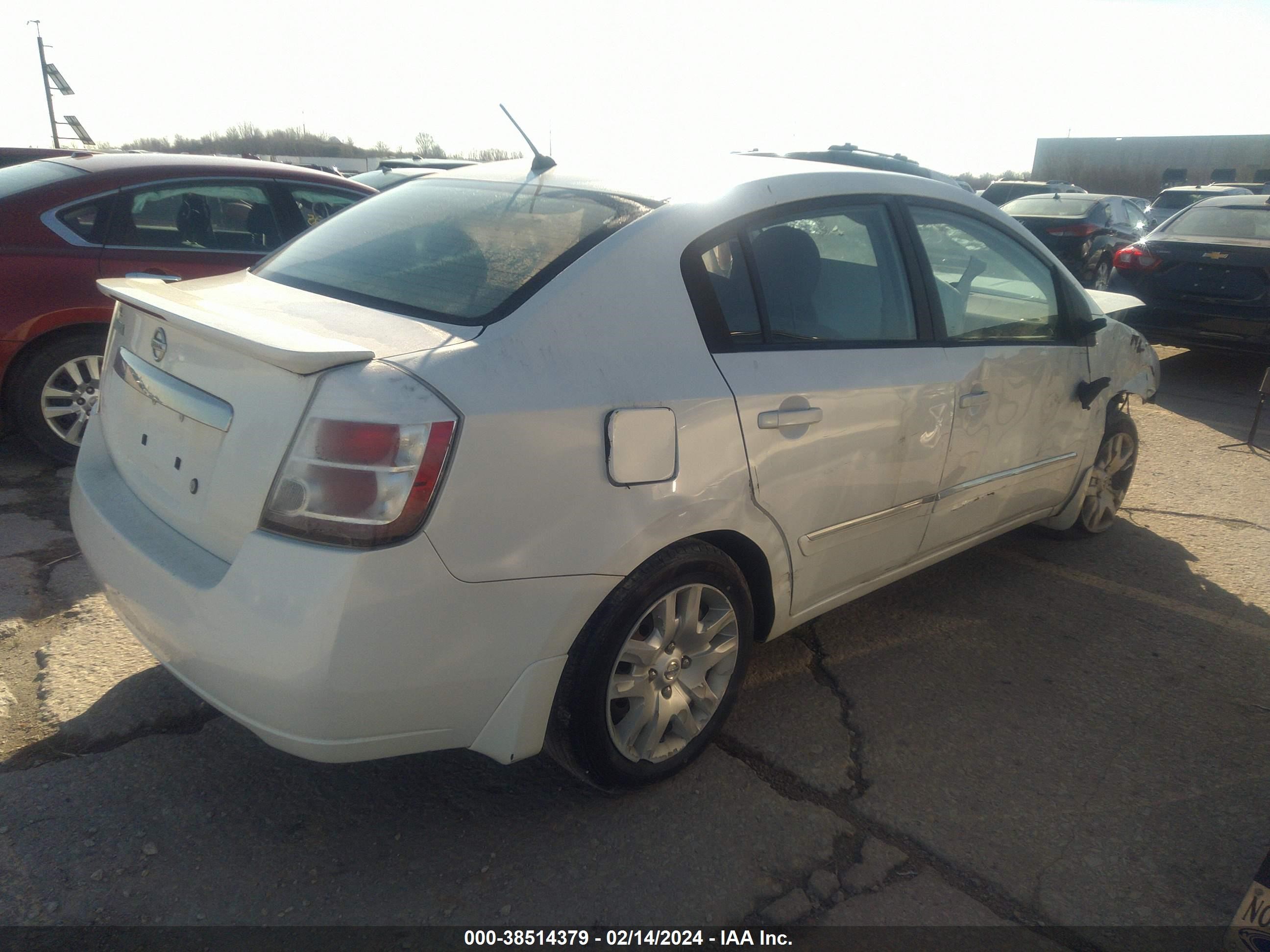 Photo 4 VIN: 3N1AB6AP6BL699818 - NISSAN SENTRA 