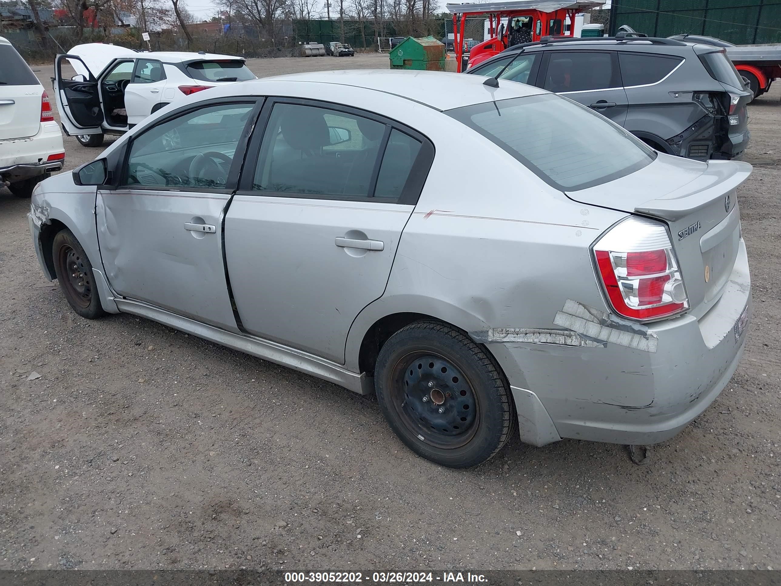 Photo 2 VIN: 3N1AB6AP7BL641460 - NISSAN SENTRA 