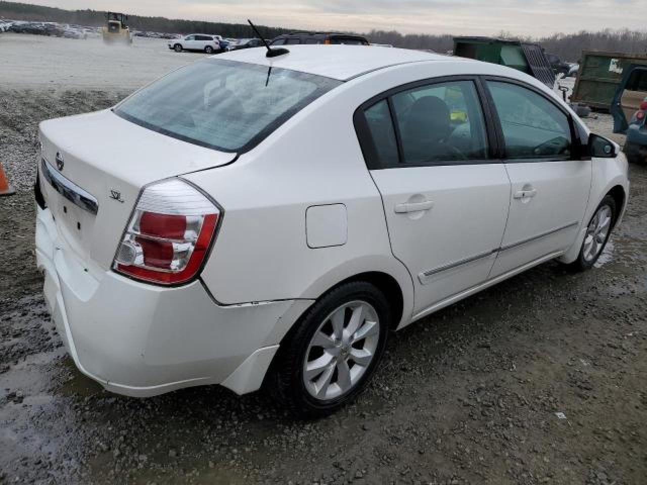 Photo 3 VIN: 3N1AB6AP8AL668164 - NISSAN SENTRA 