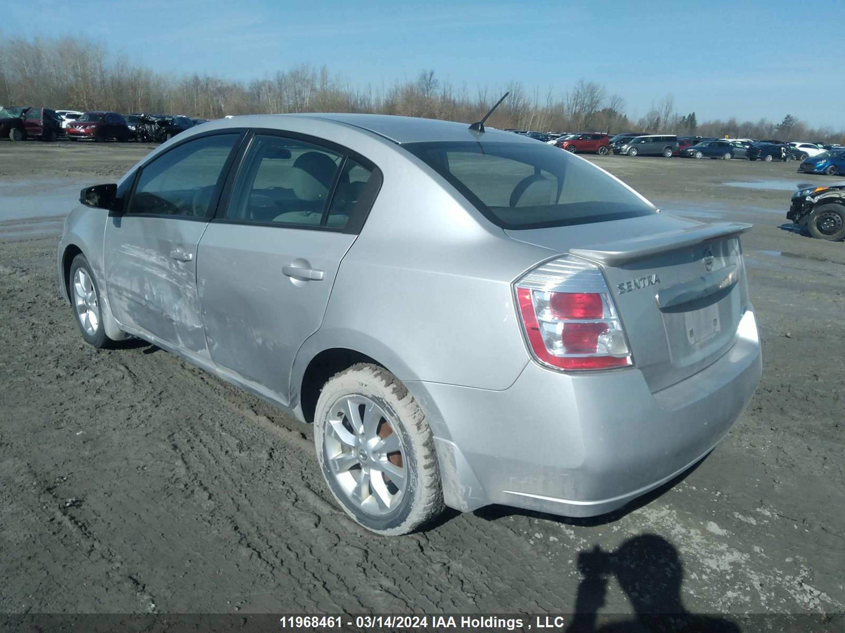 Photo 2 VIN: 3N1AB6AP8BL704193 - NISSAN SENTRA 