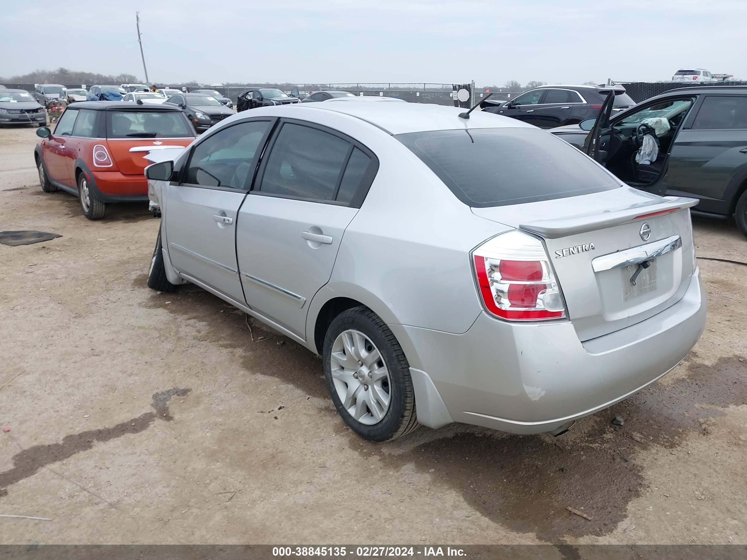 Photo 2 VIN: 3N1AB6AP8CL739267 - NISSAN SENTRA 