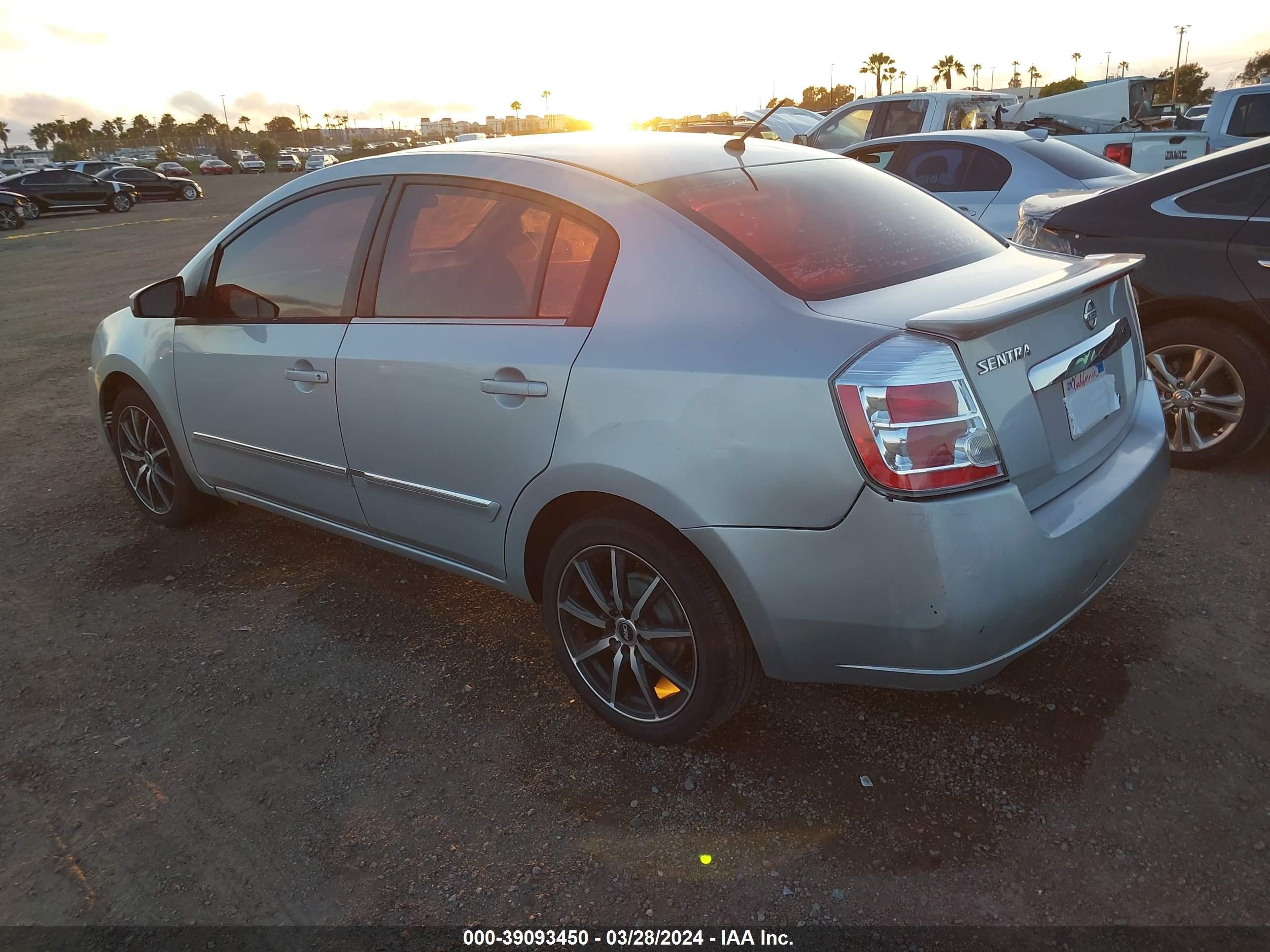 Photo 2 VIN: 3N1AB6AP9CL726320 - NISSAN SENTRA 