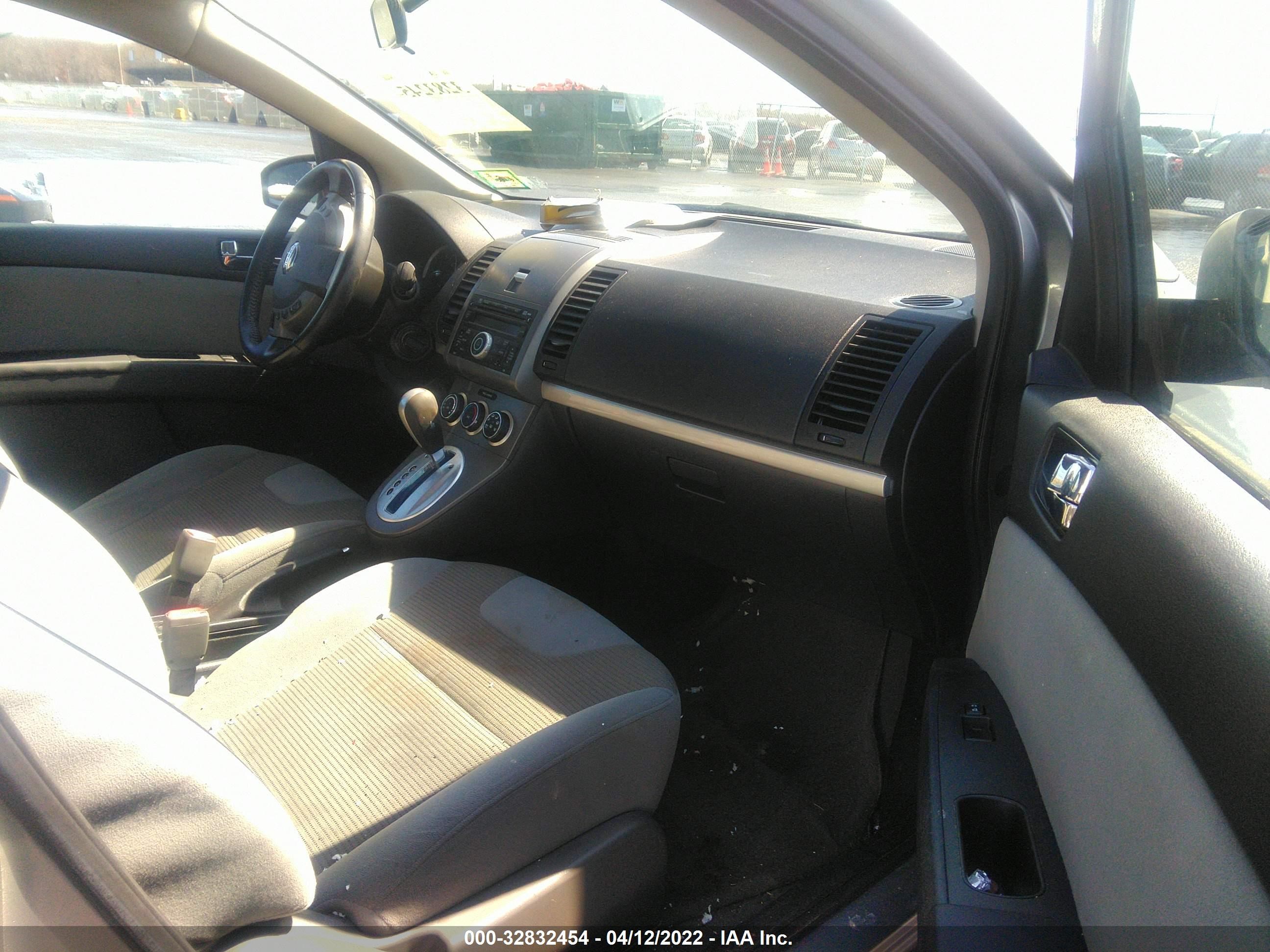 Photo 4 VIN: 3N1AB6APXAL691574 - NISSAN SENTRA 