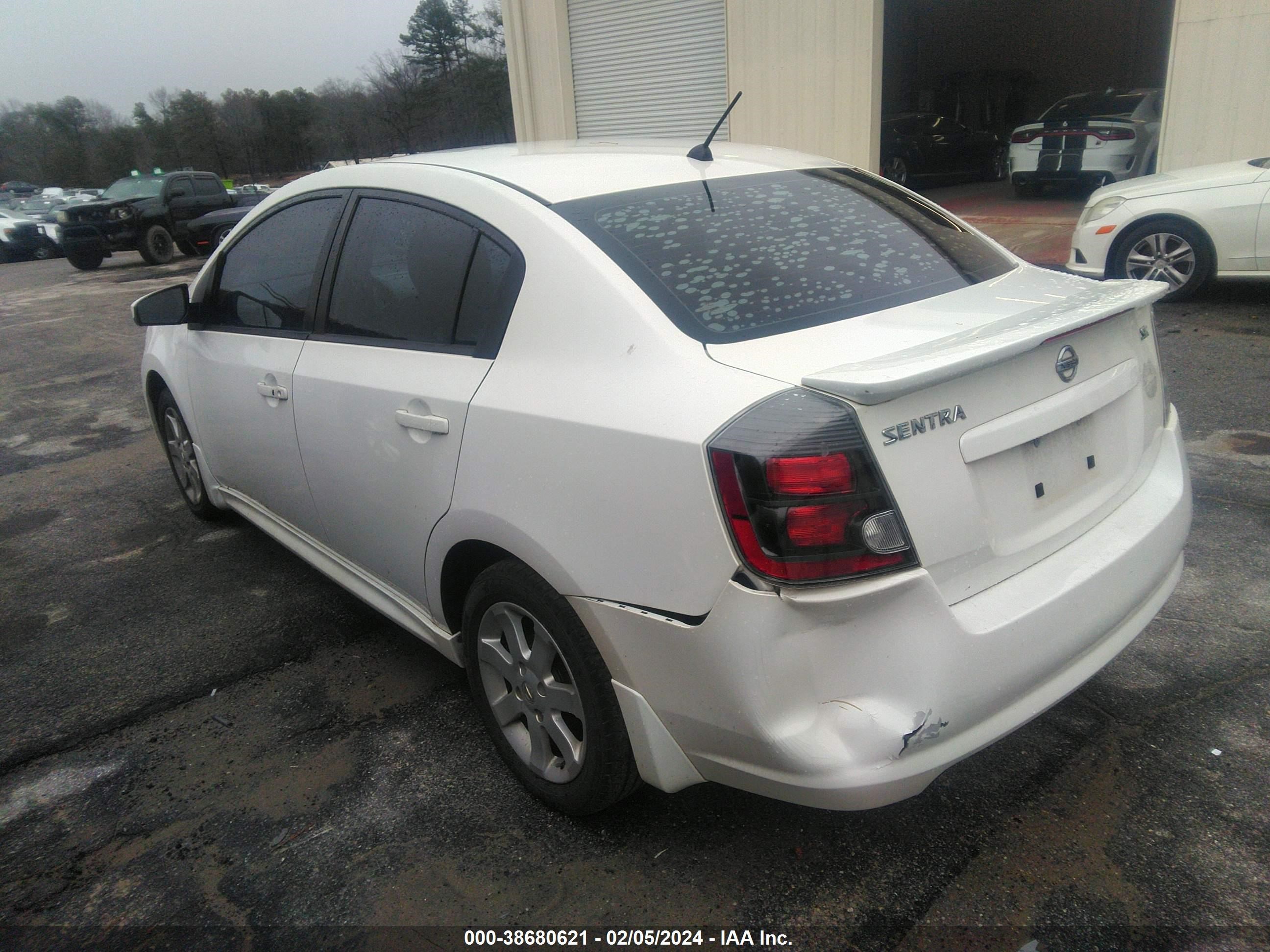 Photo 2 VIN: 3N1AB6APXBL602202 - NISSAN SENTRA 