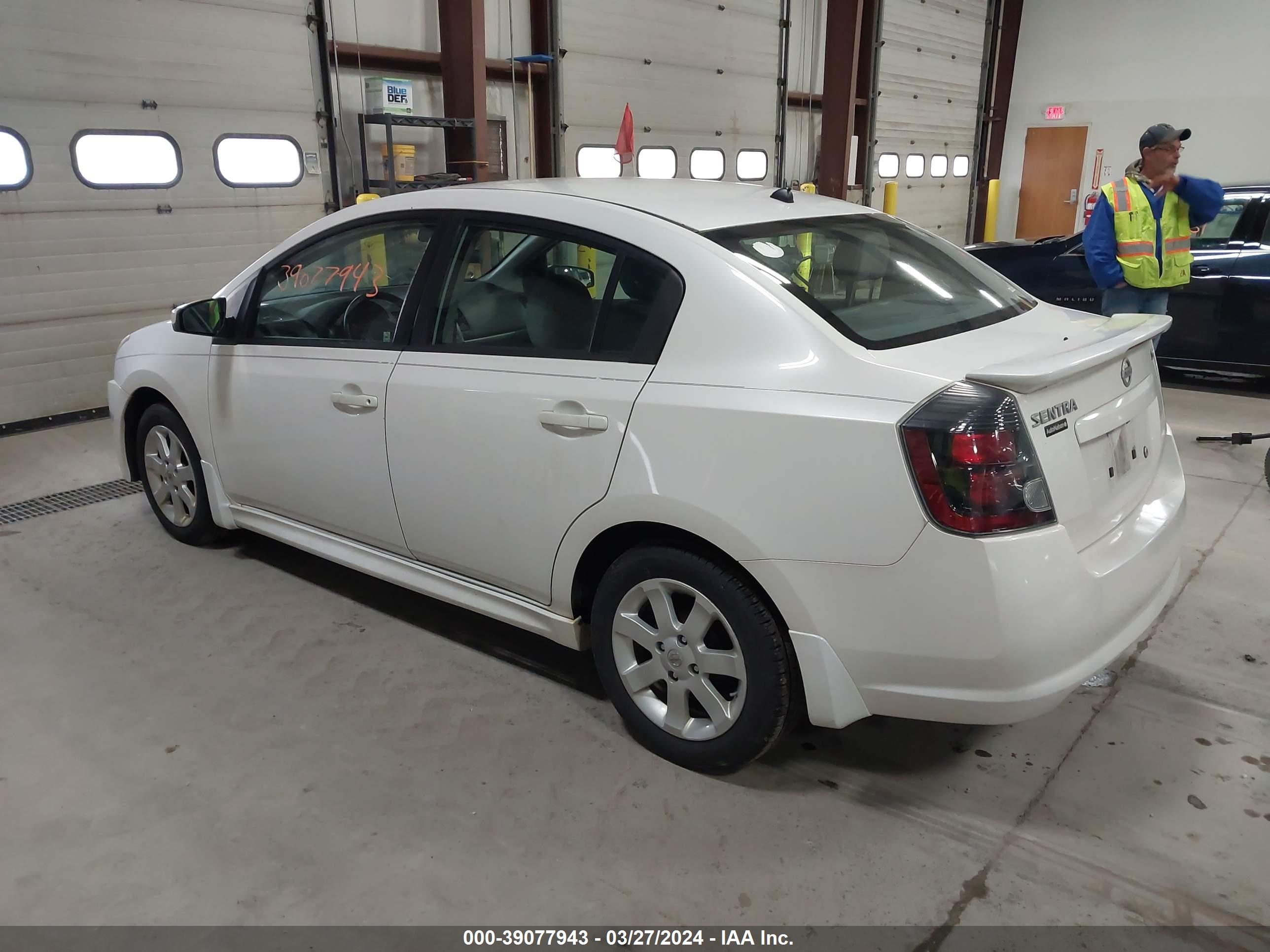 Photo 2 VIN: 3N1AB6APXCL702639 - NISSAN SENTRA 