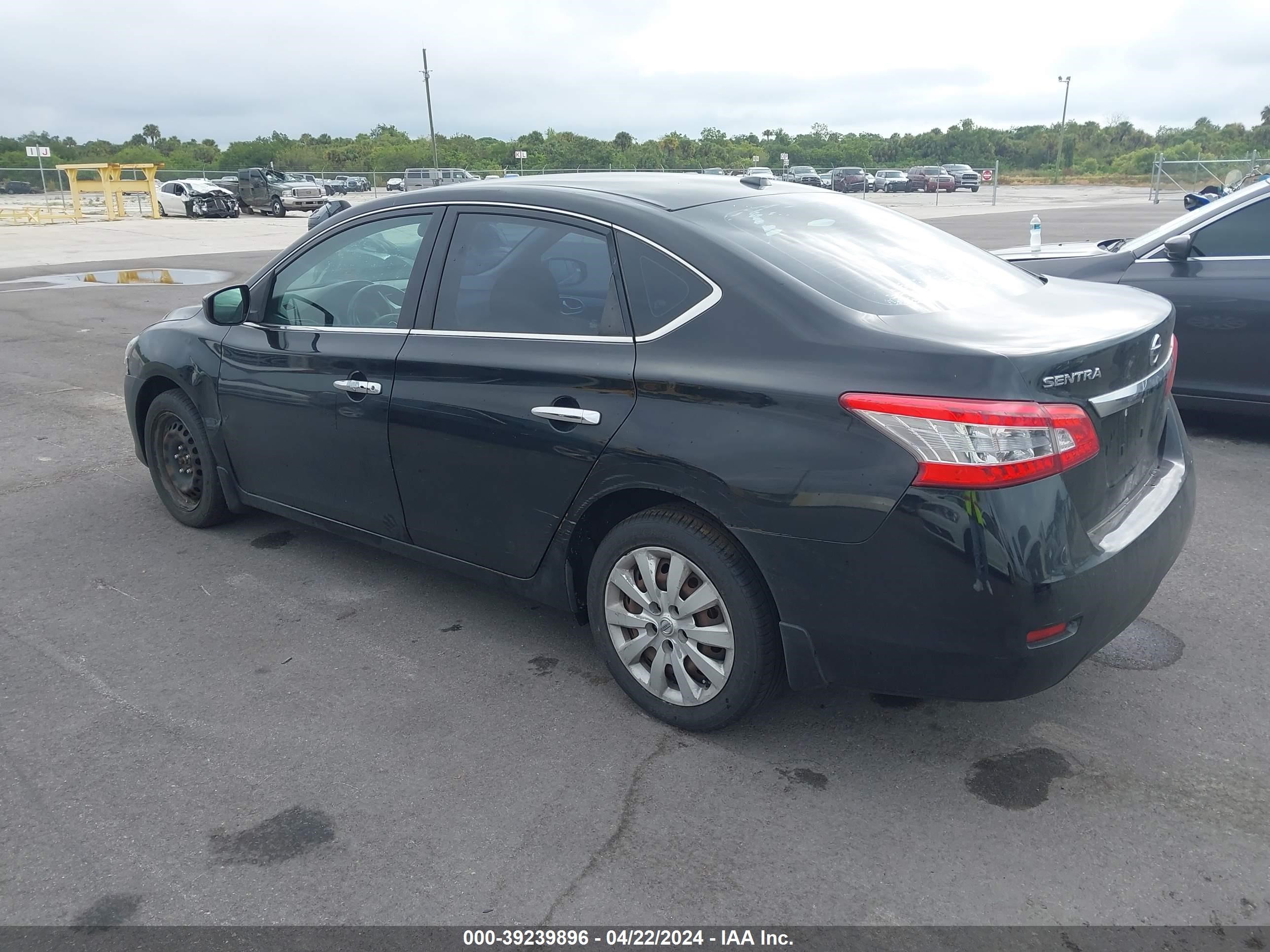 Photo 2 VIN: 3N1AB7AP0FL674070 - NISSAN SENTRA 