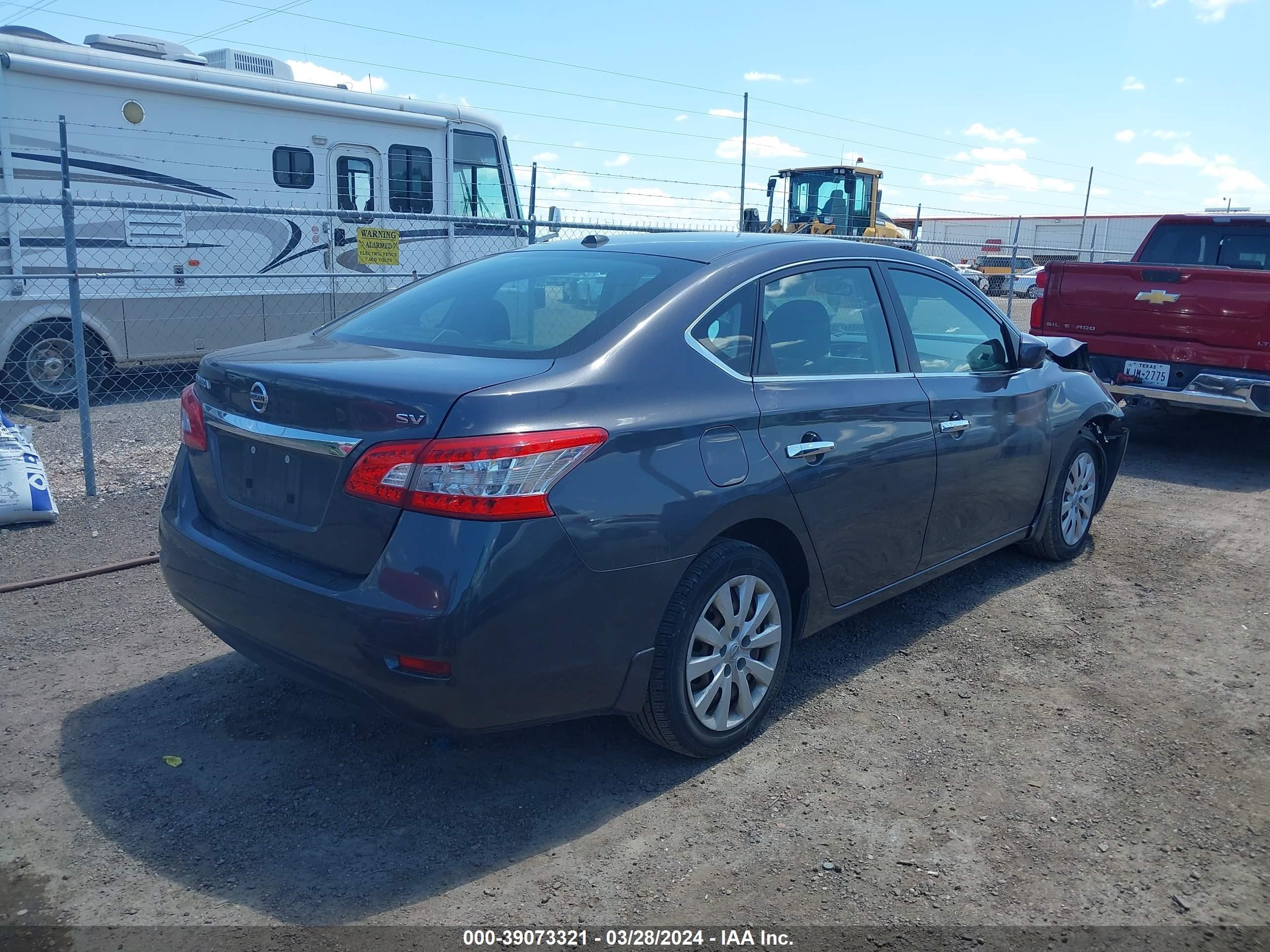 Photo 3 VIN: 3N1AB7AP0FL686302 - NISSAN SENTRA 