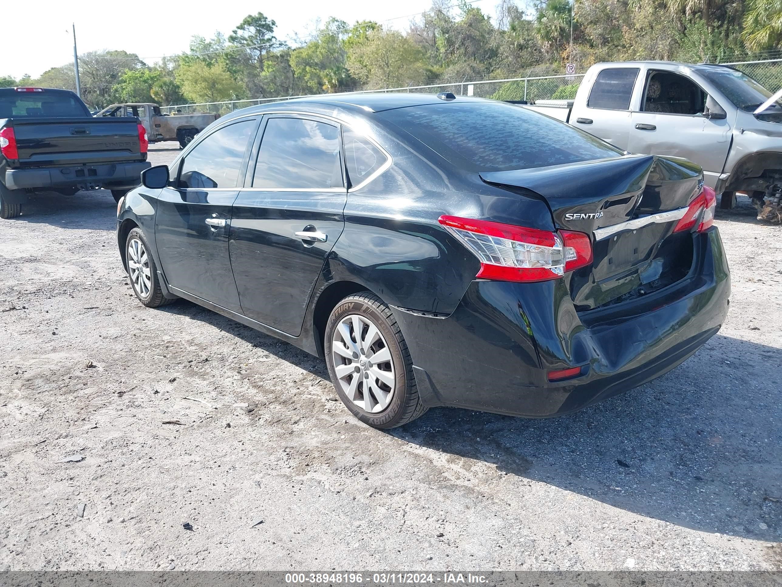 Photo 2 VIN: 3N1AB7AP0FL696585 - NISSAN SENTRA 