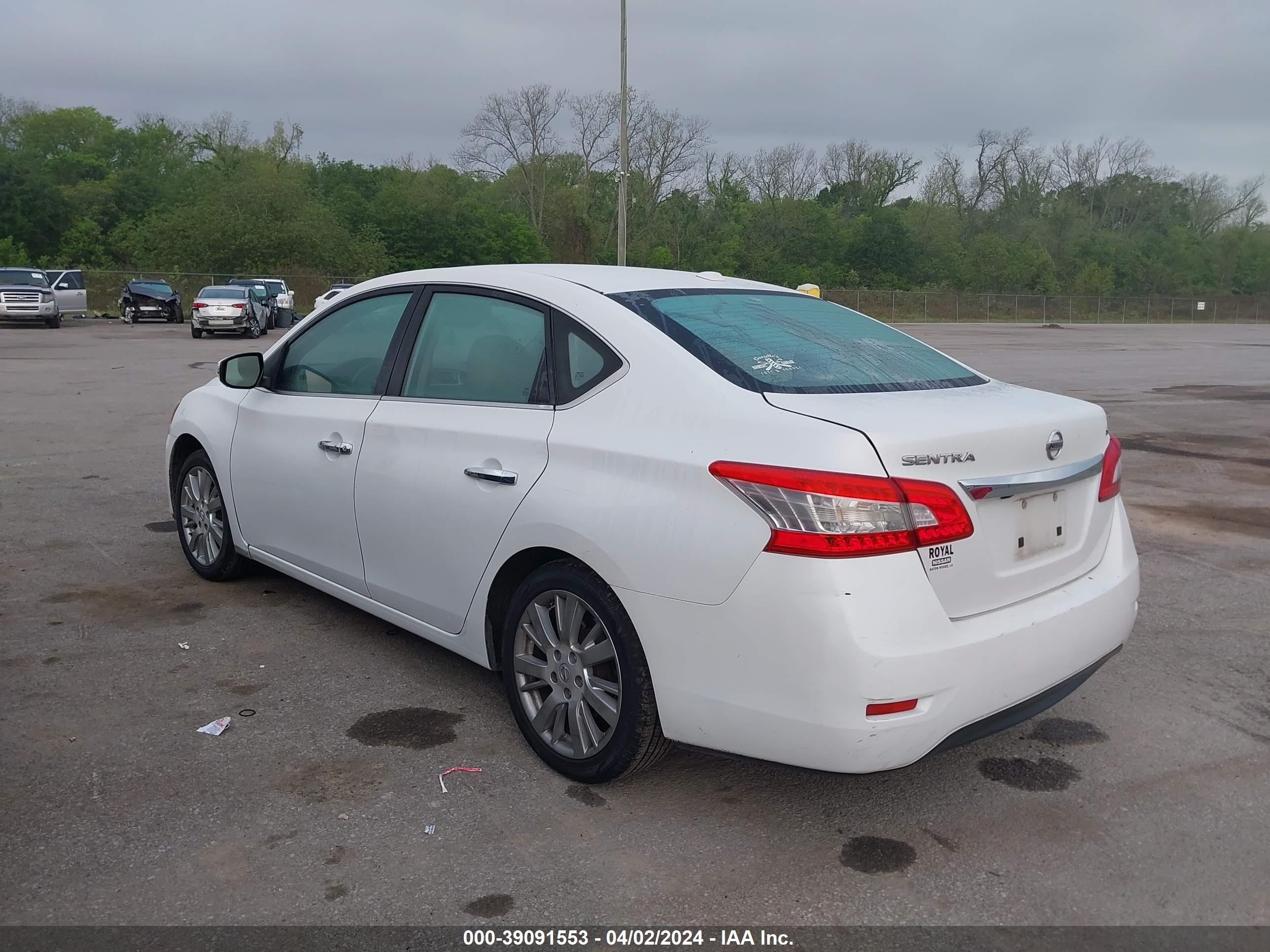 Photo 2 VIN: 3N1AB7AP0FY363161 - NISSAN SENTRA 