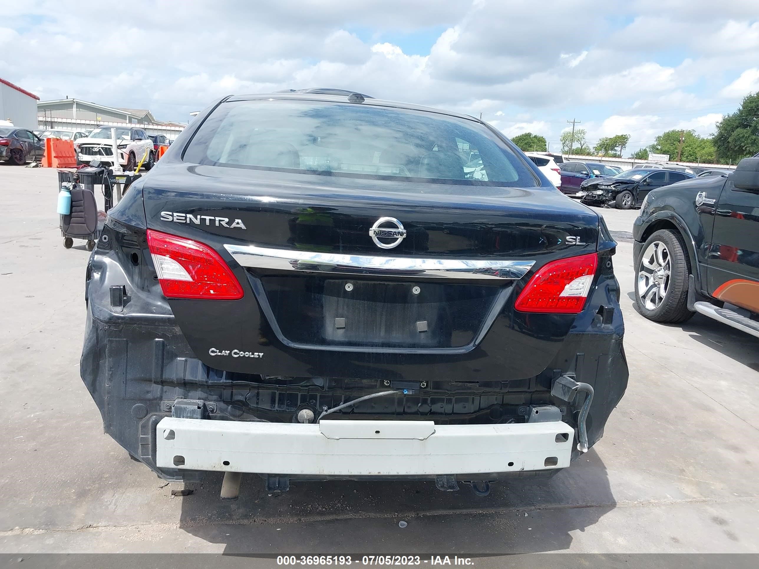 Photo 5 VIN: 3N1AB7AP0FY369798 - NISSAN SENTRA 