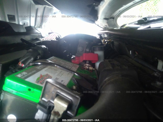 Photo 9 VIN: 3N1AB7AP0FY373107 - NISSAN SENTRA 