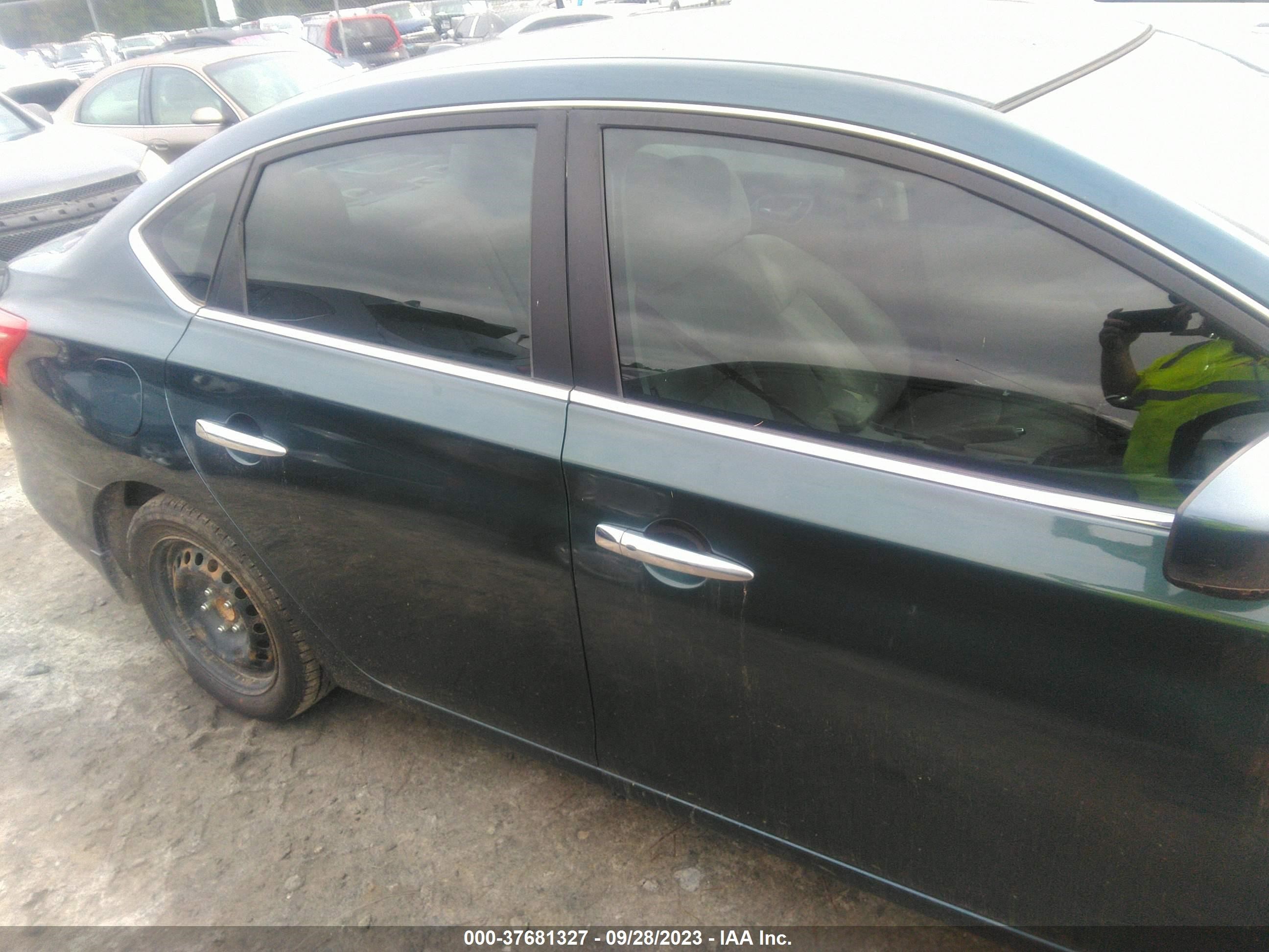 Photo 11 VIN: 3N1AB7AP0GY230160 - NISSAN SENTRA 