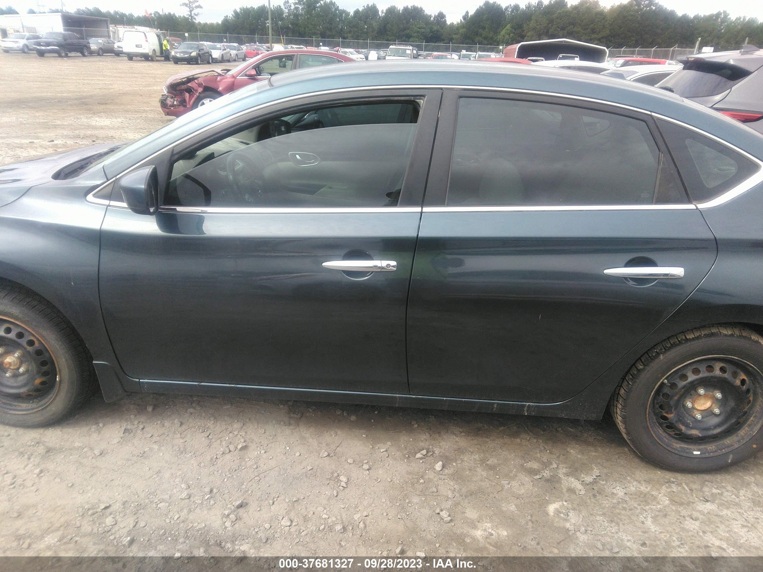 Photo 12 VIN: 3N1AB7AP0GY230160 - NISSAN SENTRA 