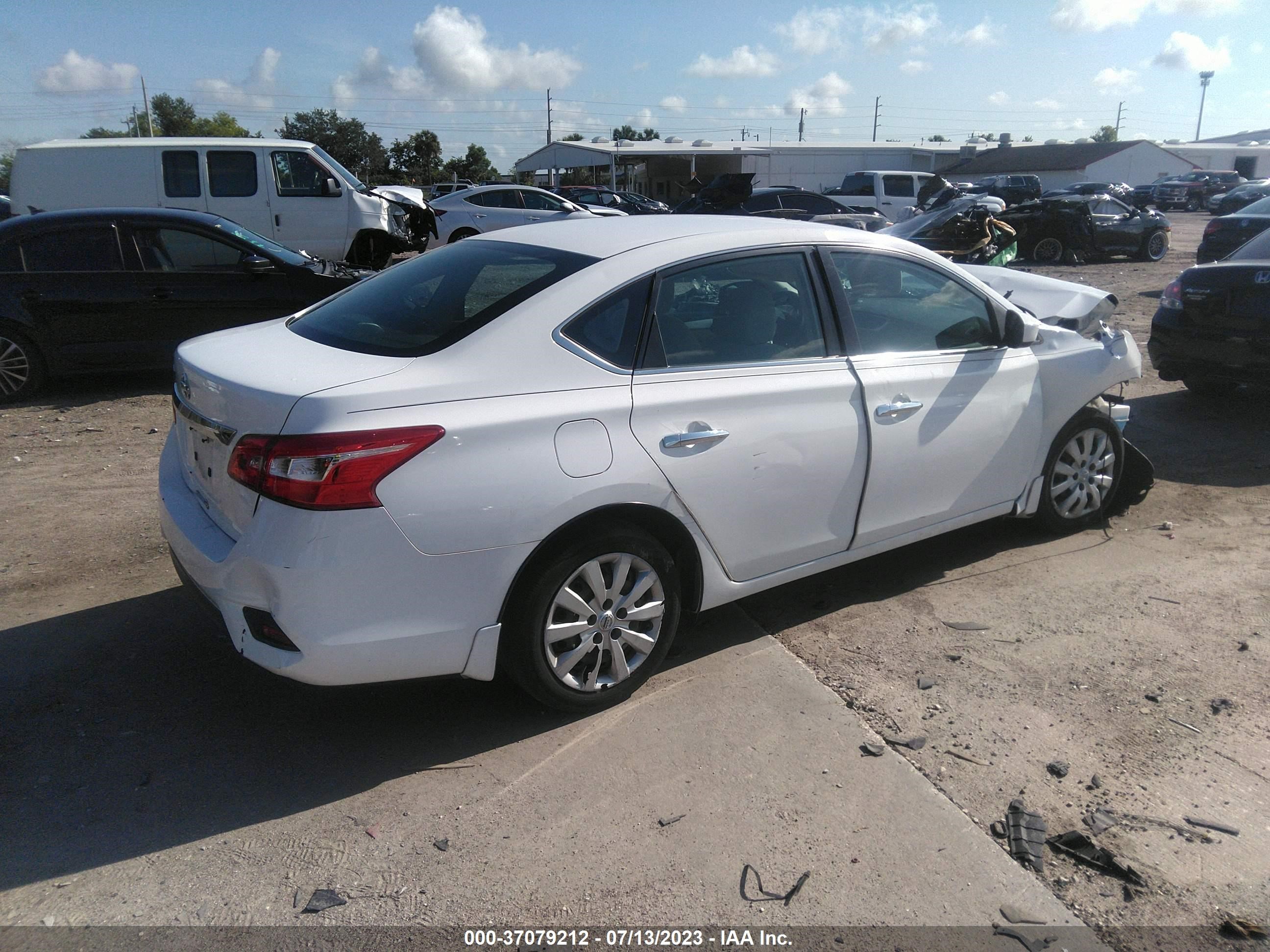 Photo 3 VIN: 3N1AB7AP0HY206863 - NISSAN SENTRA 