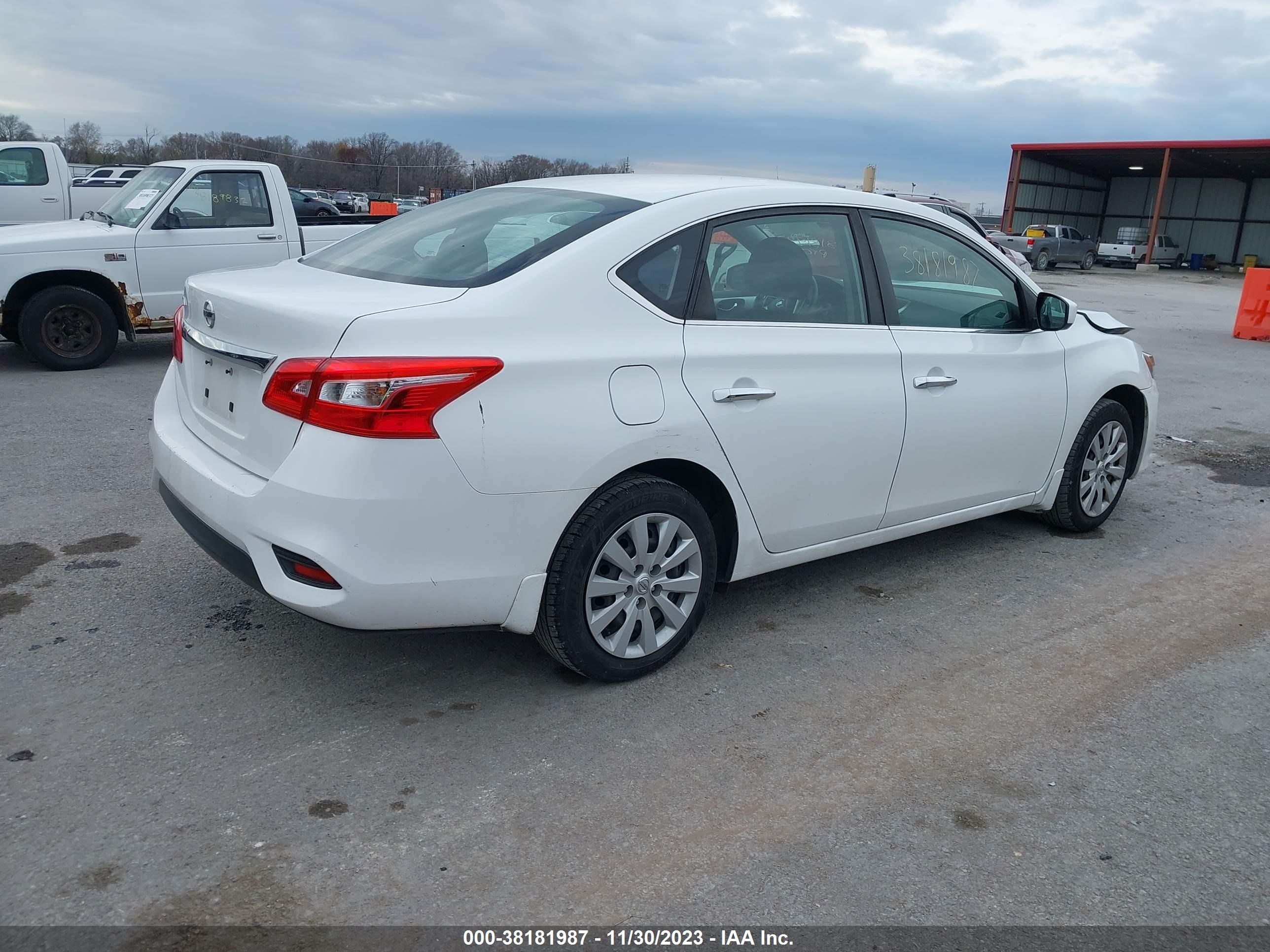 Photo 3 VIN: 3N1AB7AP0HY370341 - NISSAN SENTRA 