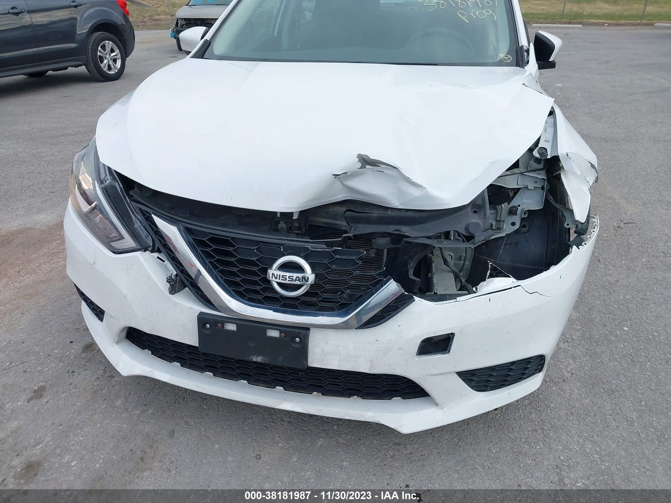 Photo 5 VIN: 3N1AB7AP0HY370341 - NISSAN SENTRA 