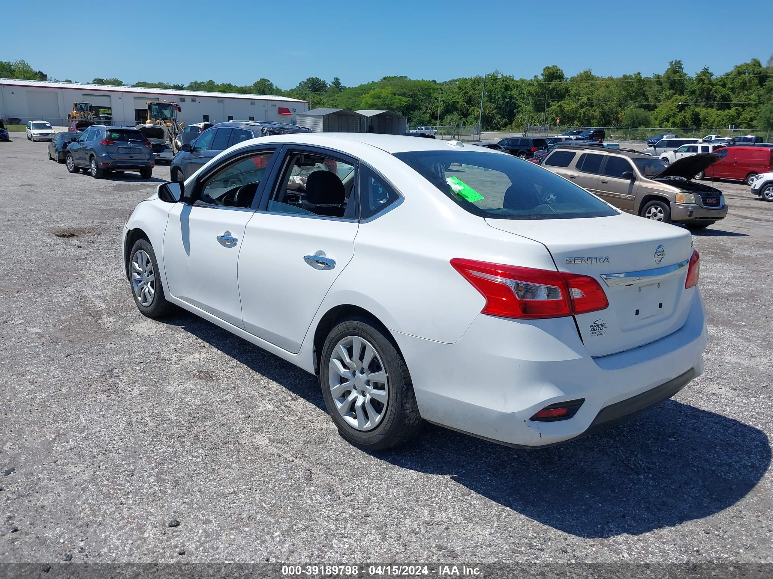 Photo 2 VIN: 3N1AB7AP0JL604884 - NISSAN SENTRA 