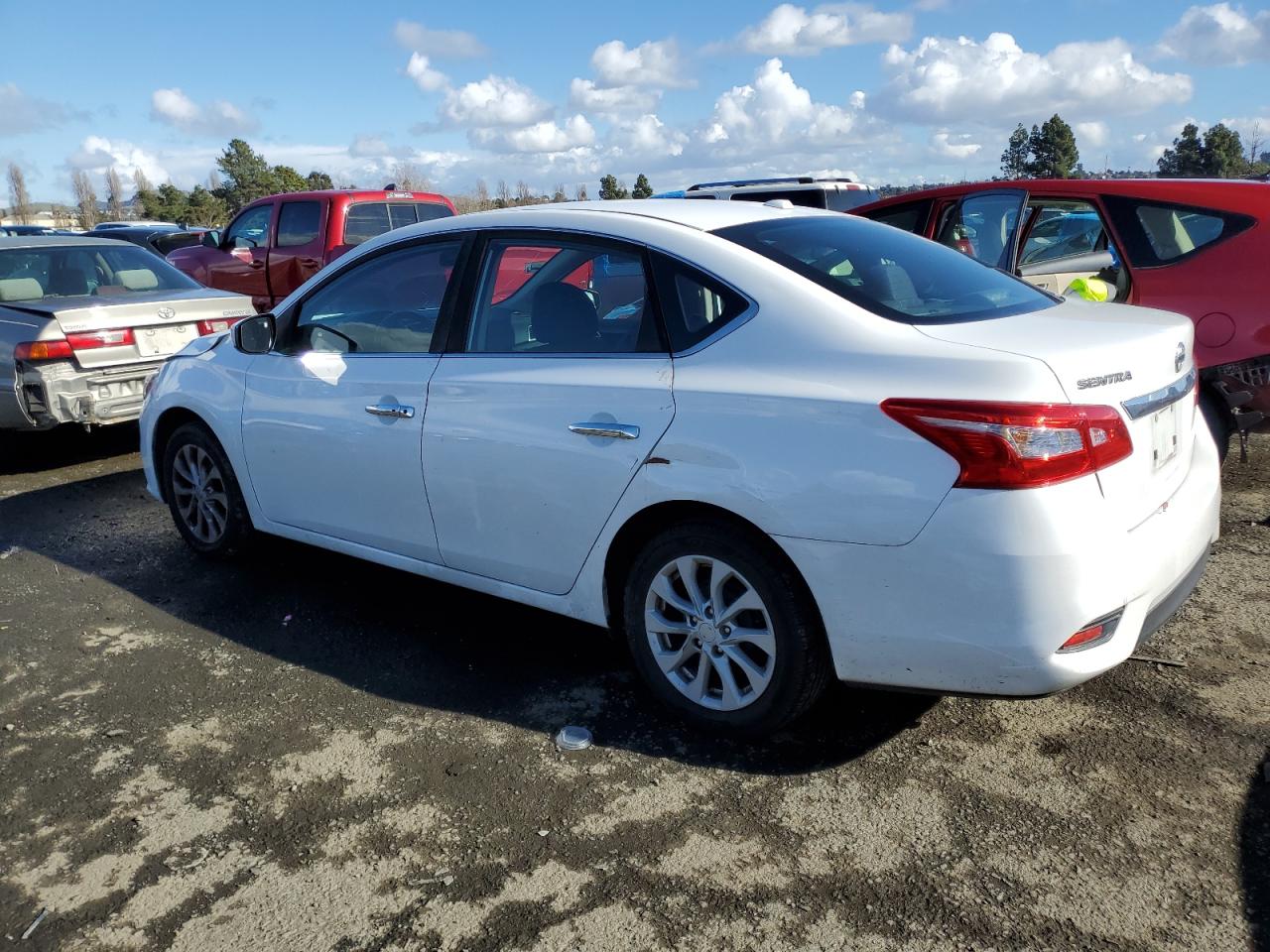 Photo 1 VIN: 3N1AB7AP0JL627582 - NISSAN SENTRA 