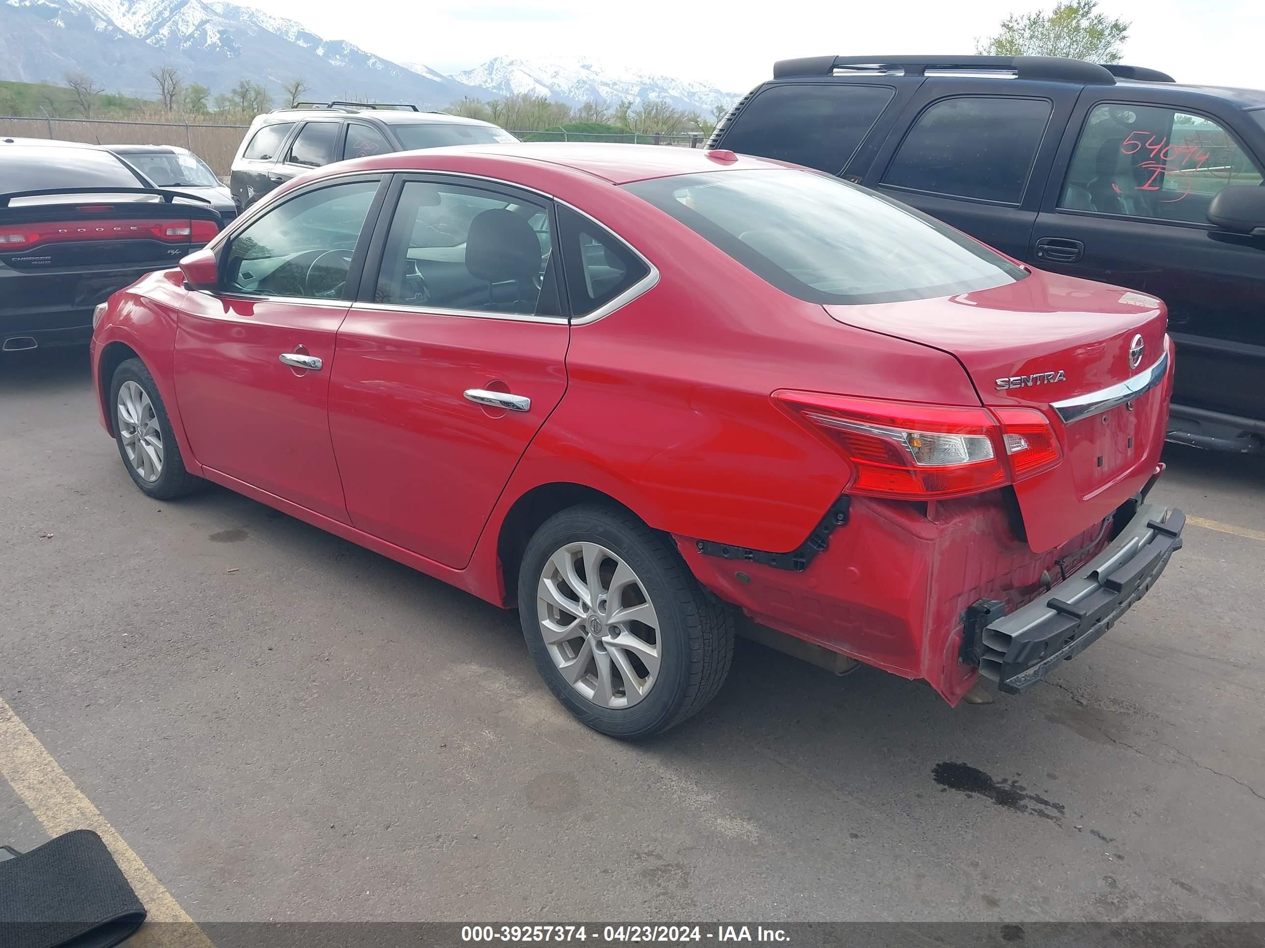 Photo 2 VIN: 3N1AB7AP0JL658475 - NISSAN SENTRA 