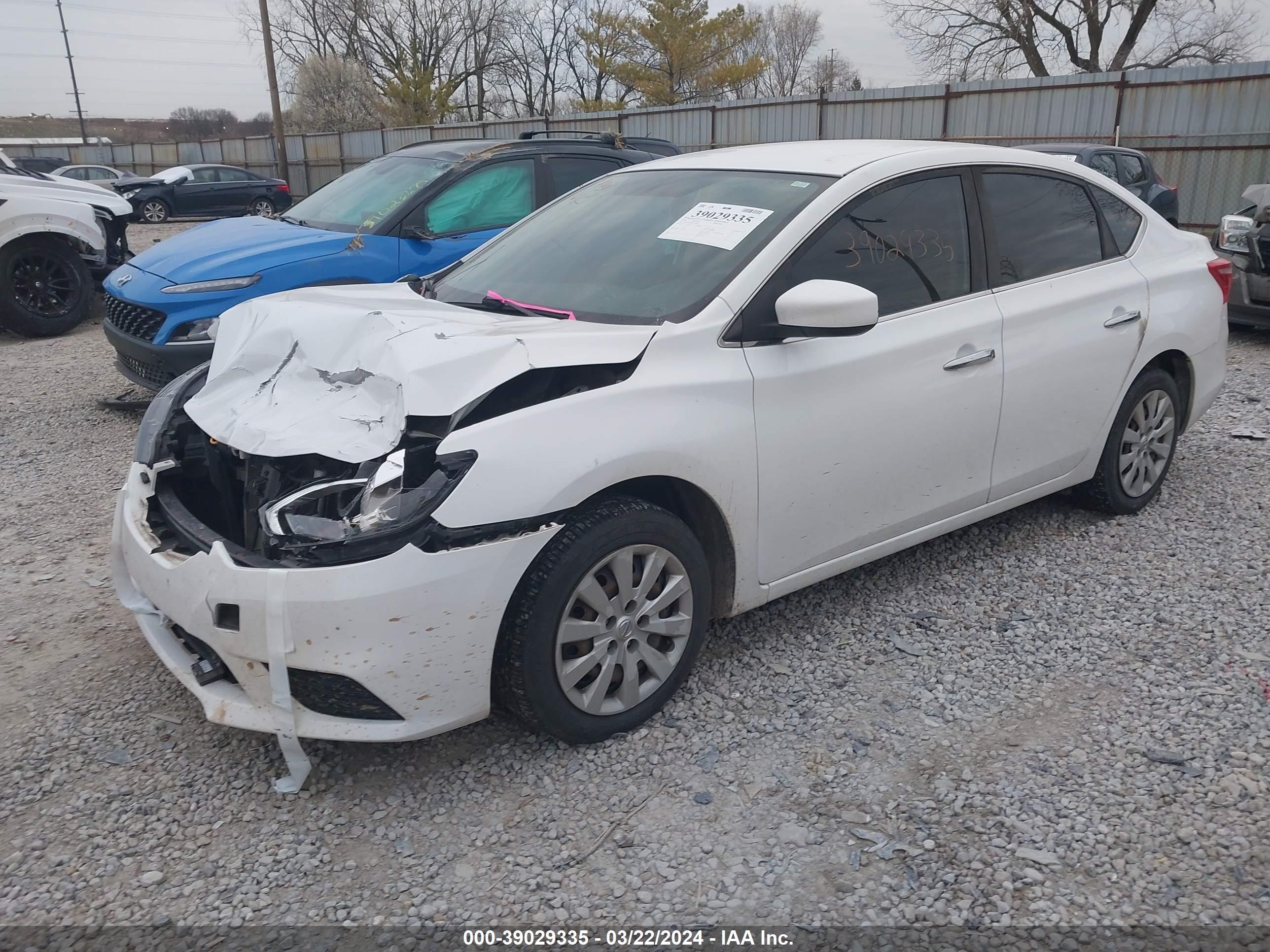 Photo 1 VIN: 3N1AB7AP0JY230490 - NISSAN SENTRA 