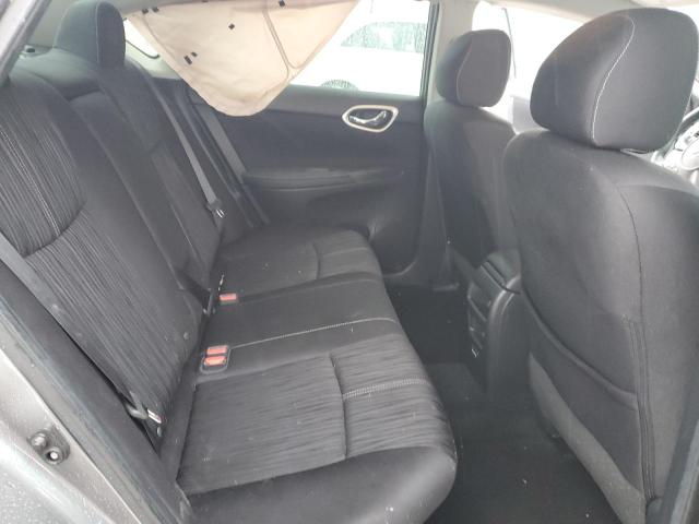 Photo 9 VIN: 3N1AB7AP0JY261318 - NISSAN SENTRA S 