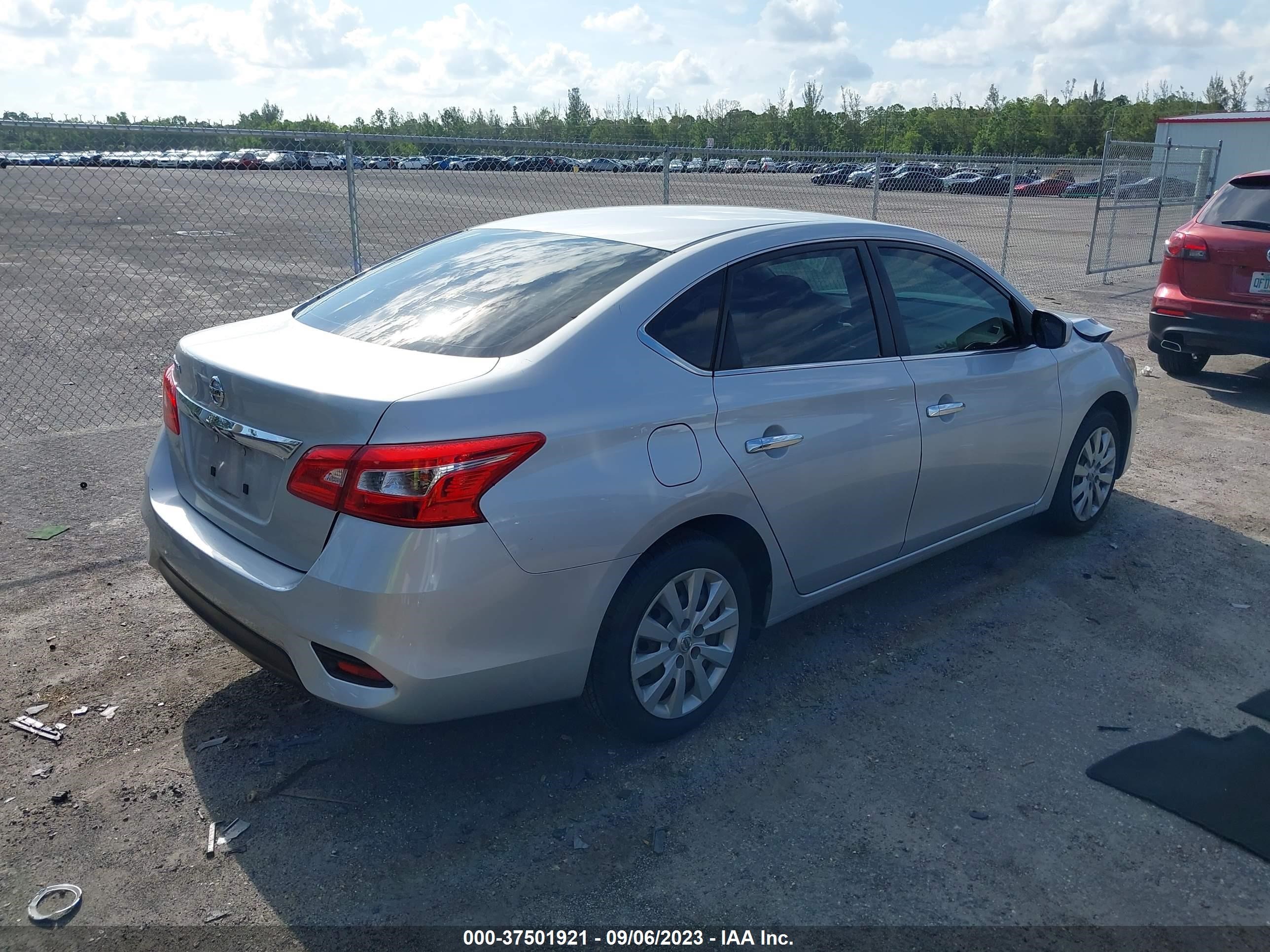 Photo 3 VIN: 3N1AB7AP0JY287529 - NISSAN SENTRA 