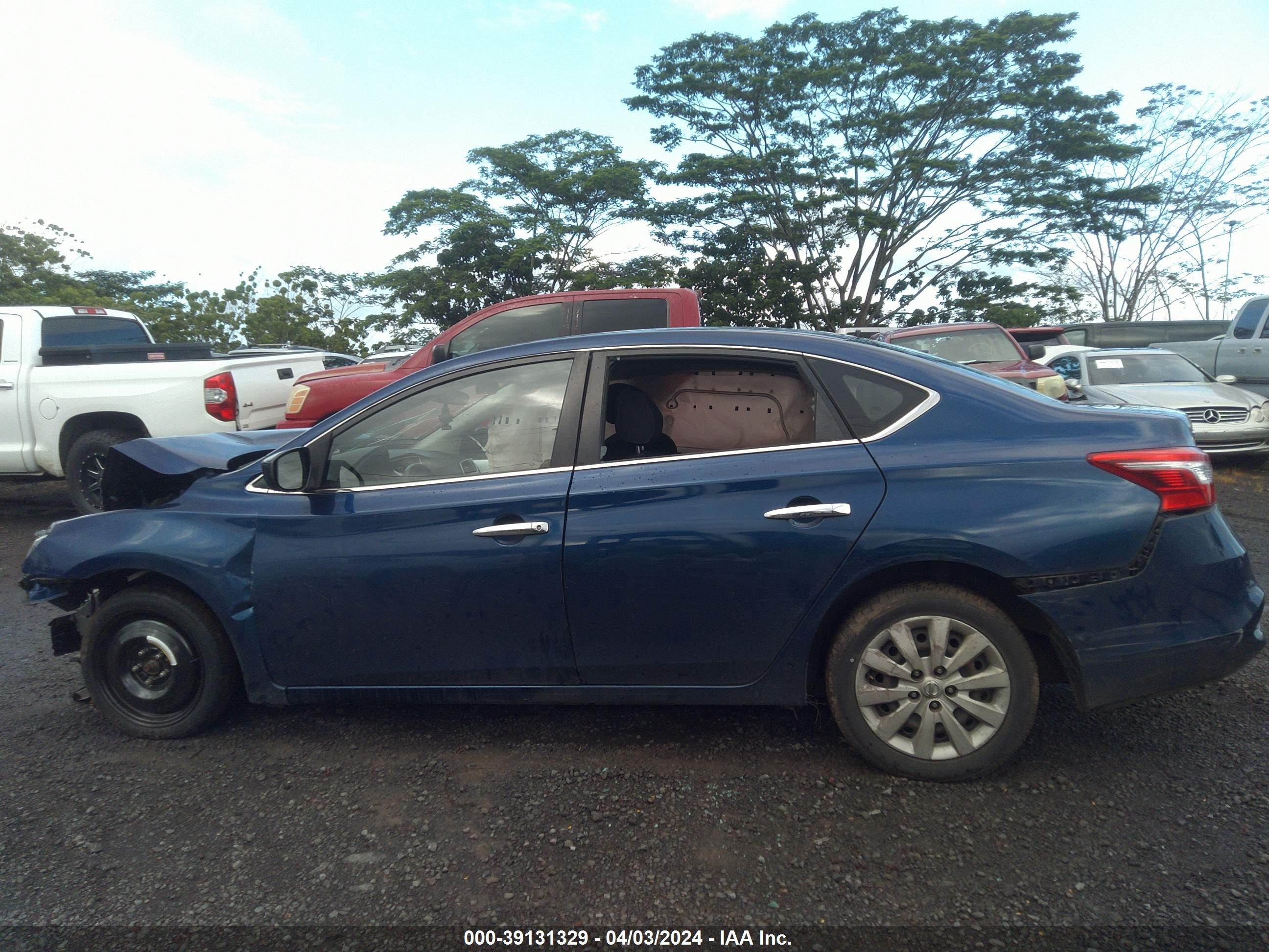 Photo 13 VIN: 3N1AB7AP0JY326619 - NISSAN SENTRA 