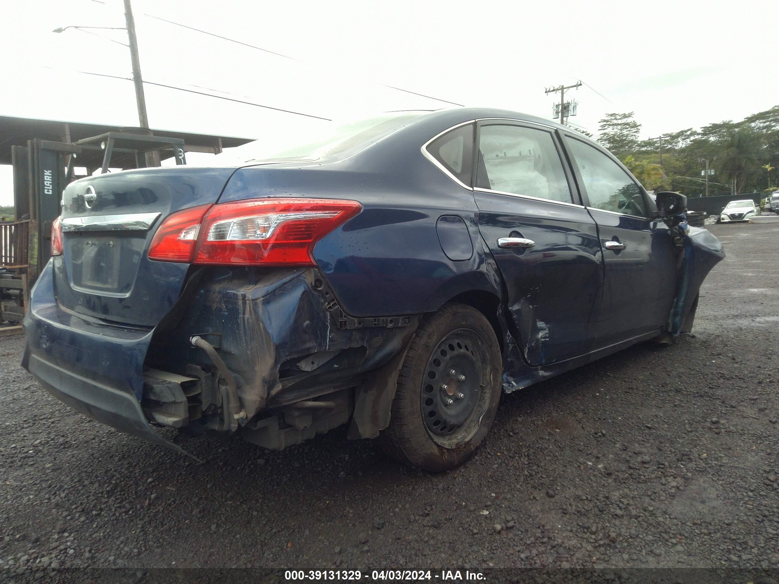 Photo 3 VIN: 3N1AB7AP0JY326619 - NISSAN SENTRA 