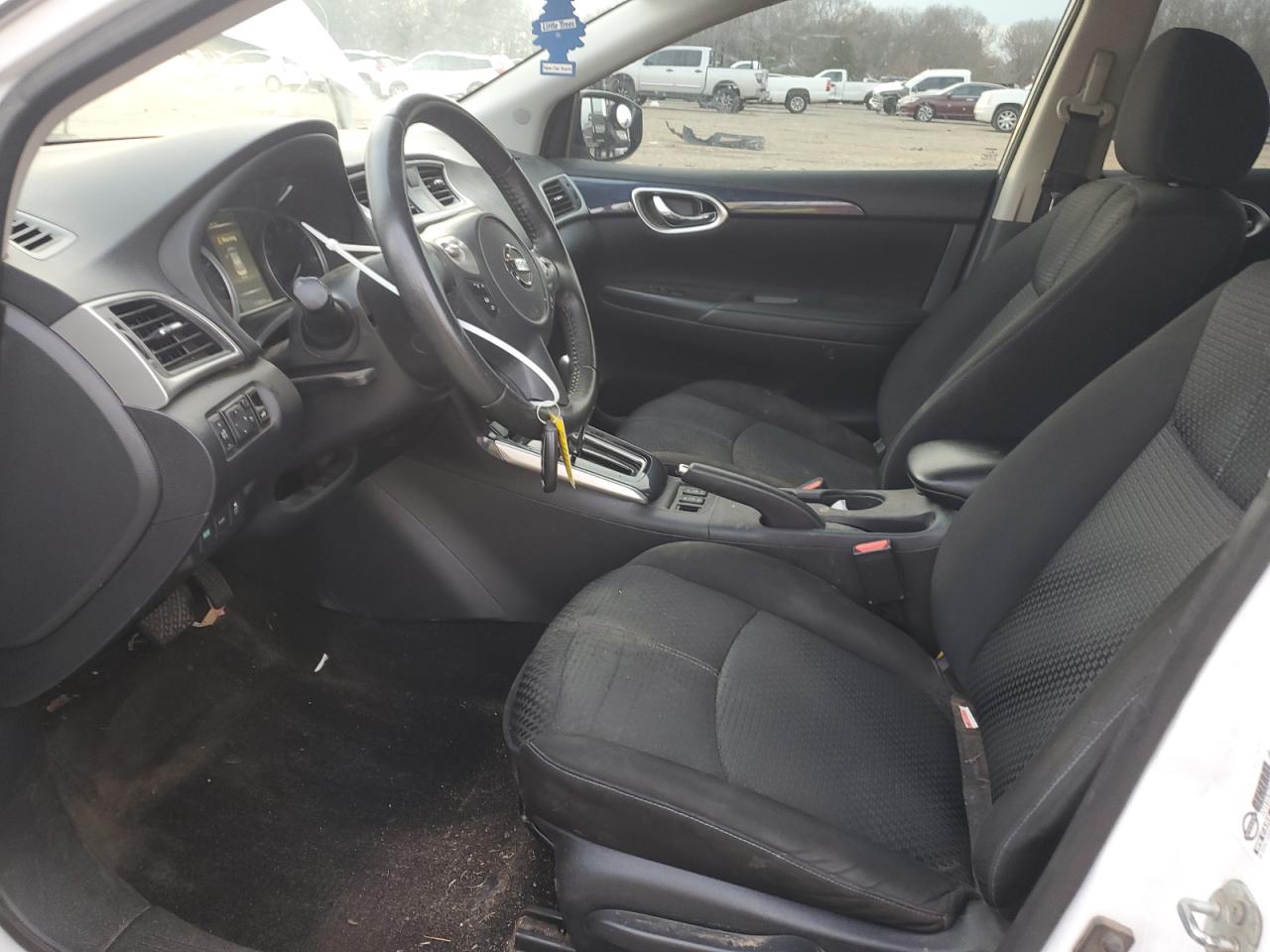 Photo 6 VIN: 3N1AB7AP0JY347860 - NISSAN SENTRA 