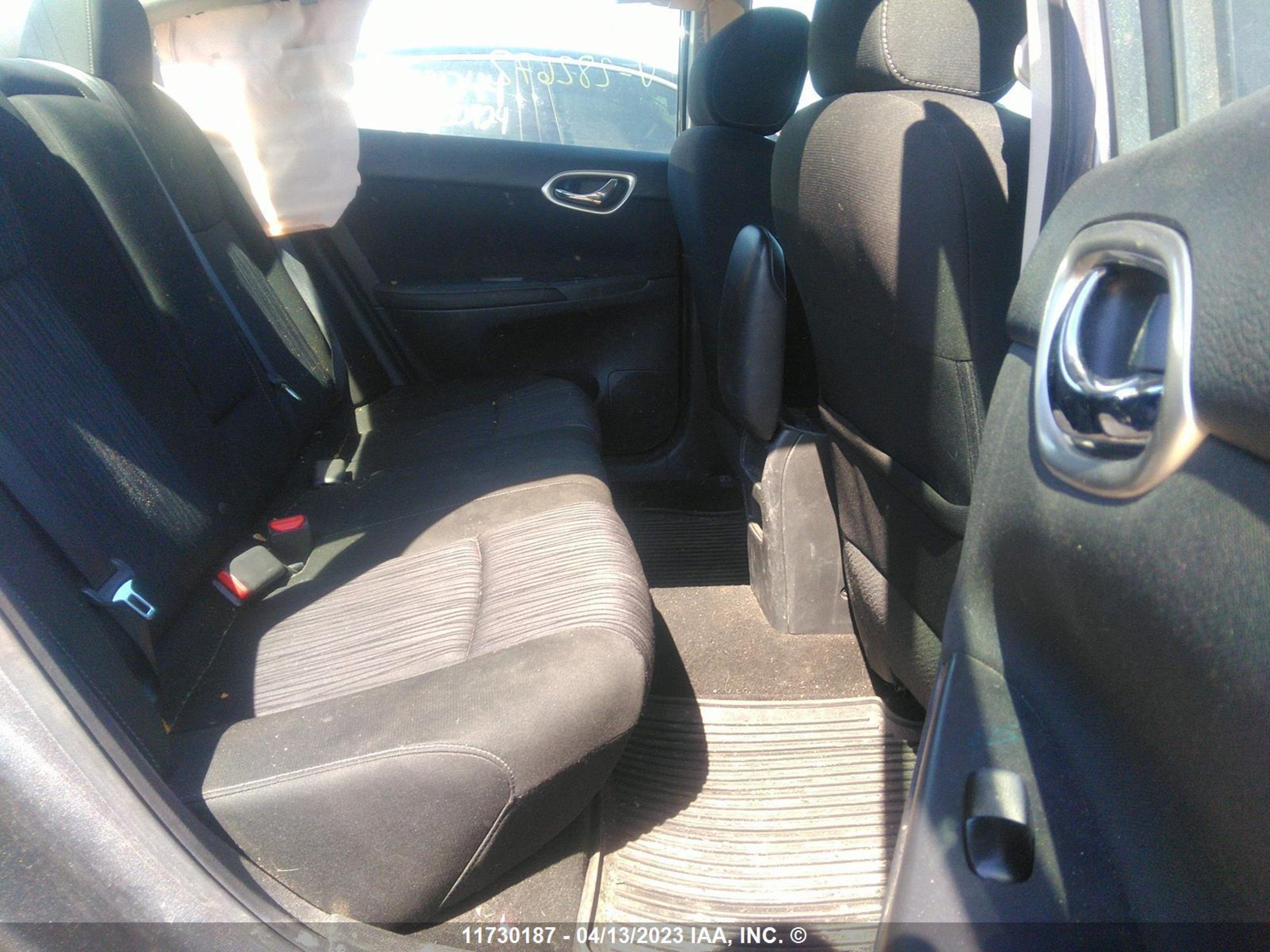 Photo 7 VIN: 3N1AB7AP0KY282672 - NISSAN SENTRA 