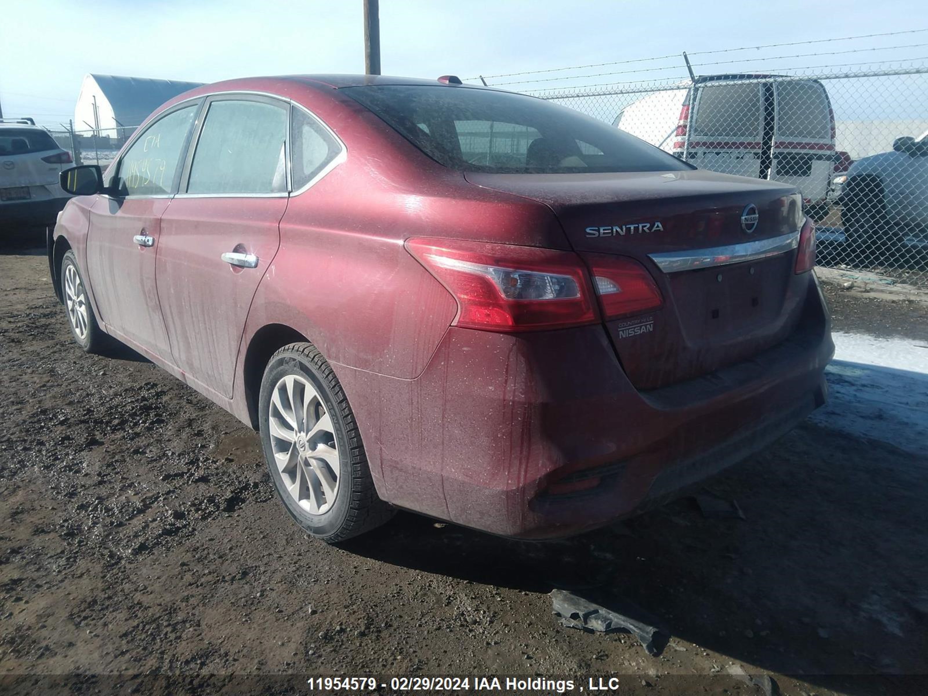 Photo 2 VIN: 3N1AB7AP0KY306727 - NISSAN SENTRA 