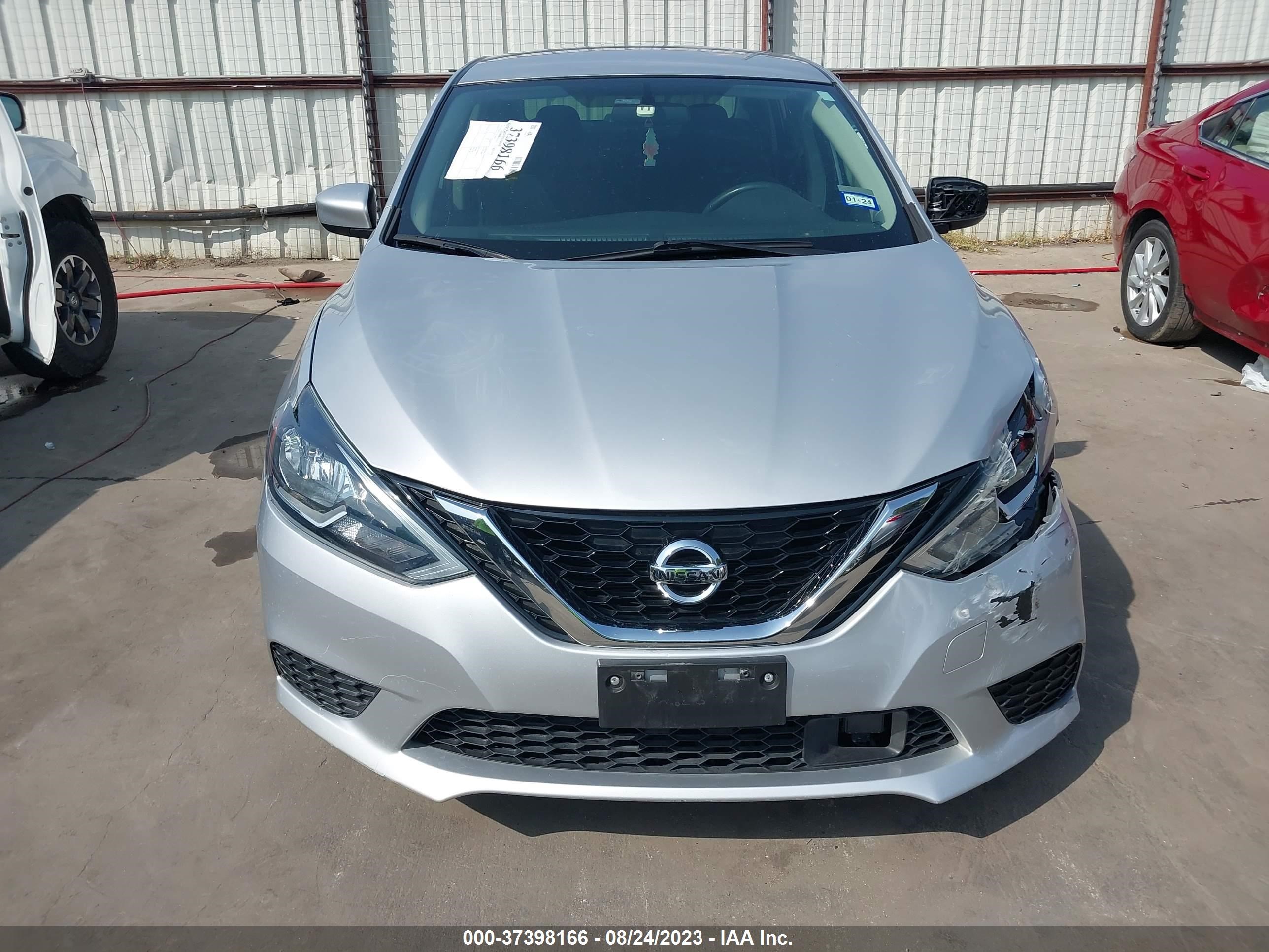 Photo 11 VIN: 3N1AB7AP0KY328646 - NISSAN SENTRA 