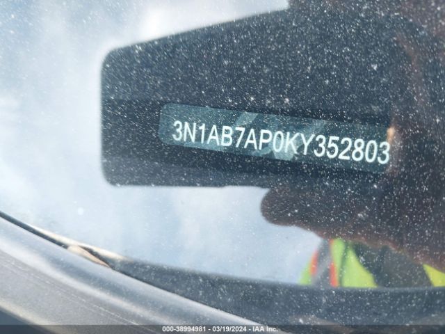 Photo 8 VIN: 3N1AB7AP0KY352803 - NISSAN SENTRA 