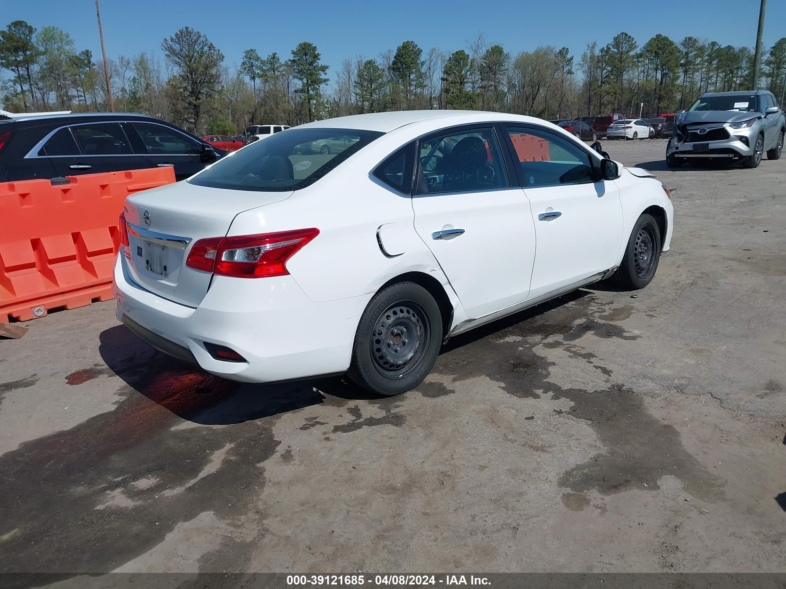 Photo 3 VIN: 3N1AB7AP0KY361033 - NISSAN SENTRA 