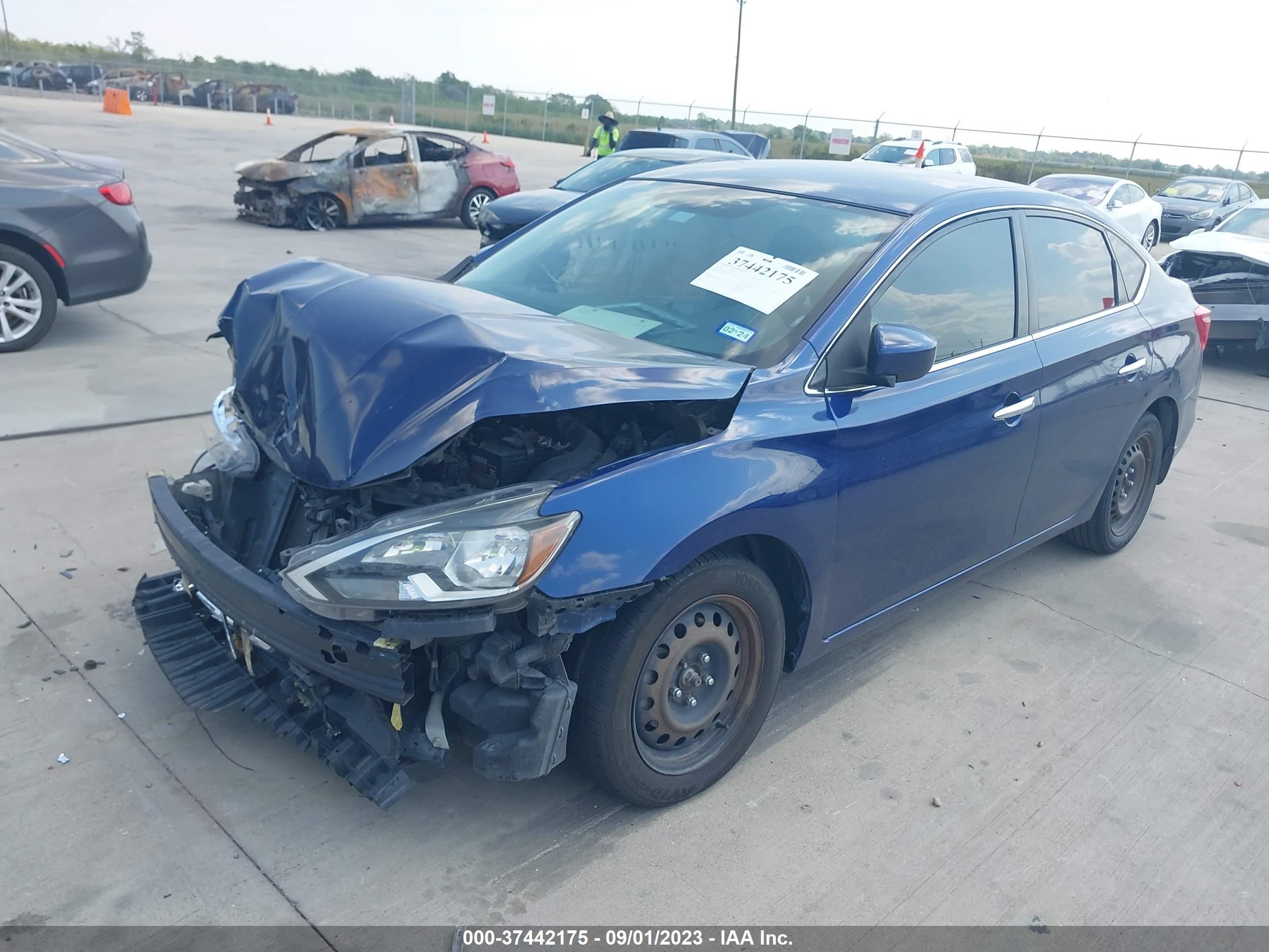 Photo 1 VIN: 3N1AB7AP0KY405709 - NISSAN SENTRA 